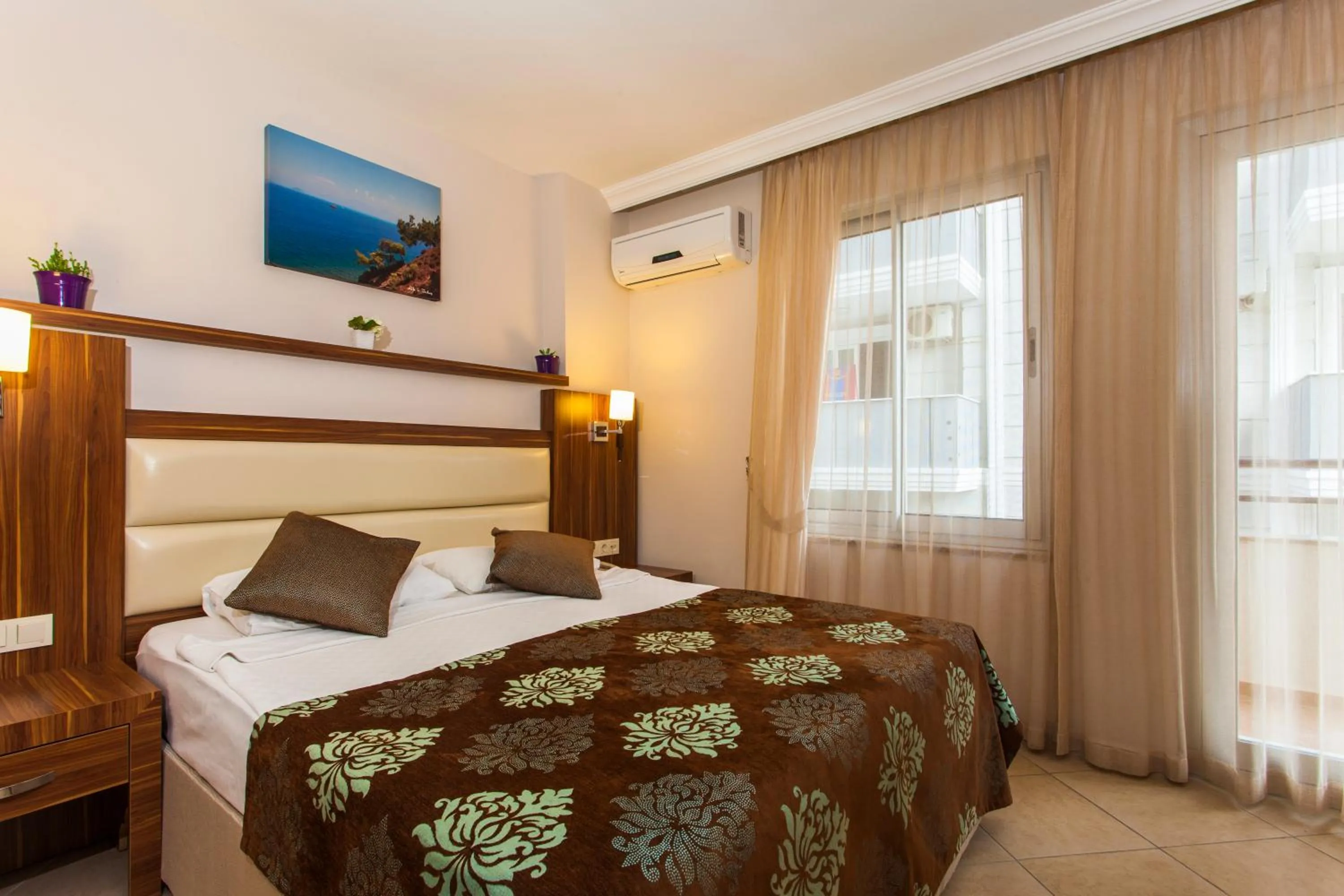 Photo of the whole room, Bed in Oba Time Hotel