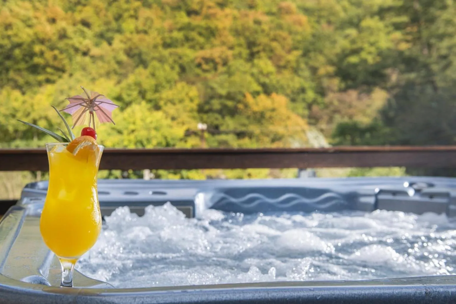 Hot Tub in Patak Park Hotel Visegrád