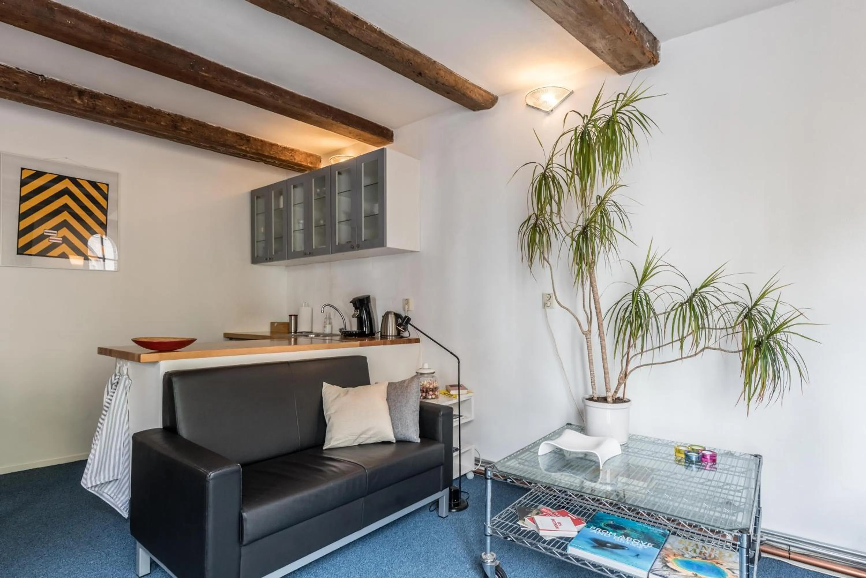 Kitchen or kitchenette in Anny's Warehouse City Centre!