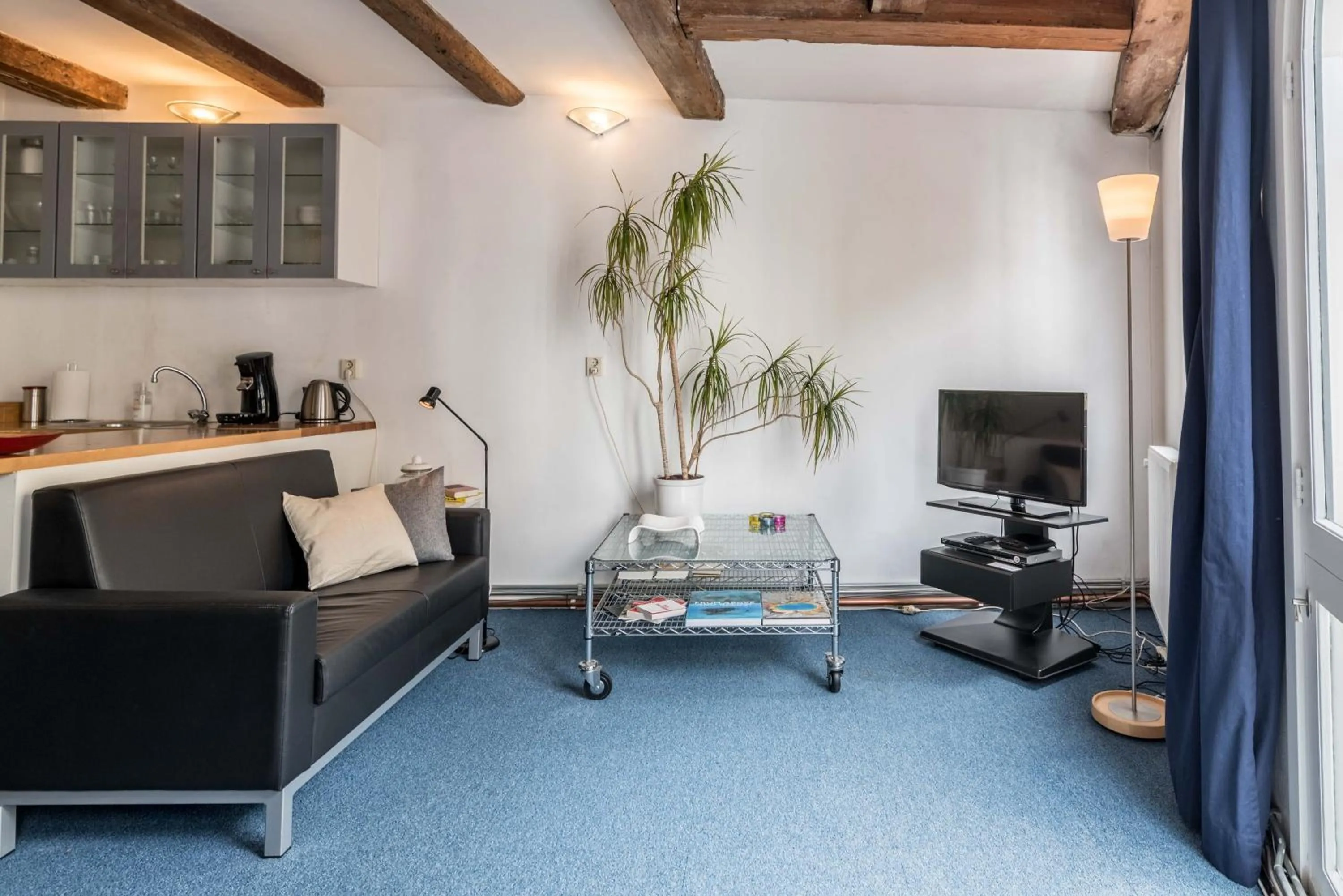 Living room in Anny's Warehouse City Centre!