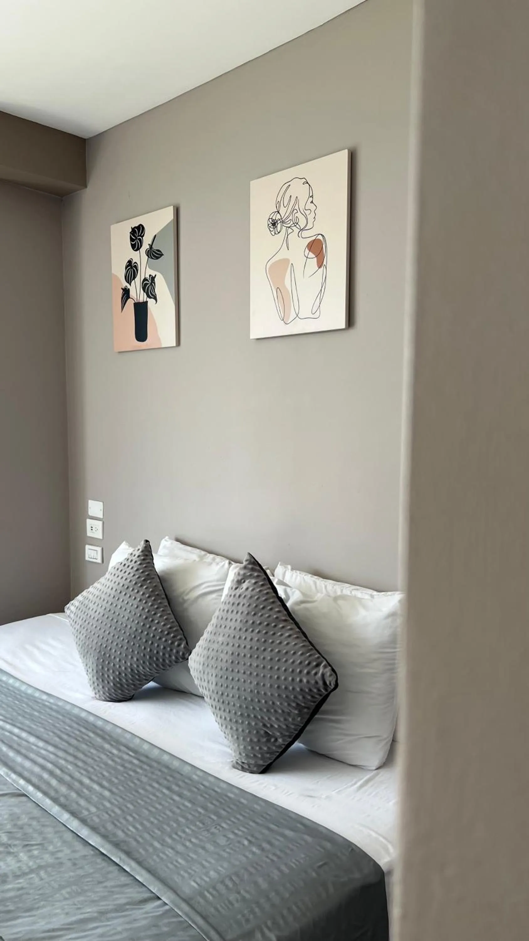 Bed in Bahia 79 Apartasuites Cerca al Centro