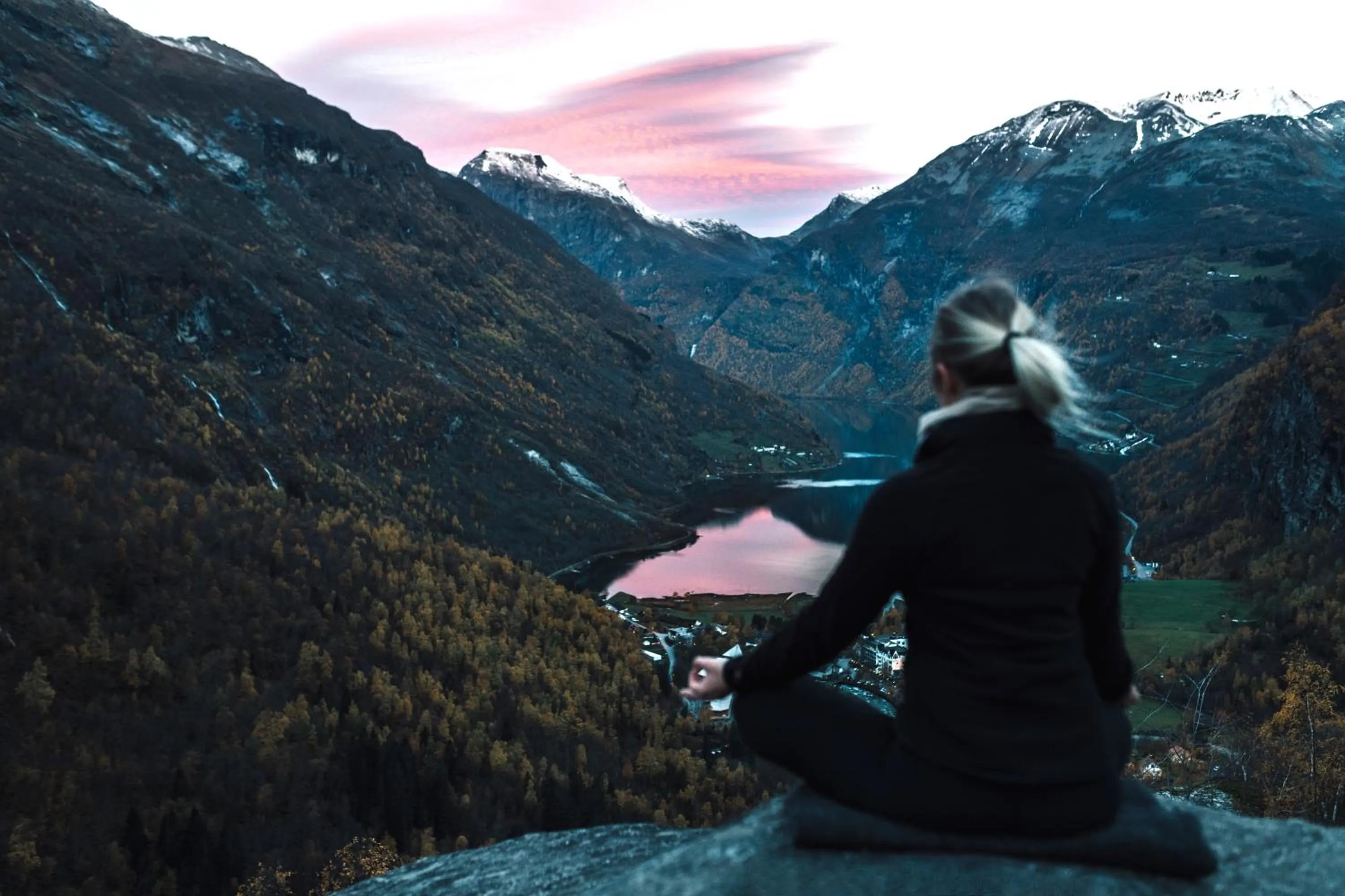 Natural landscape in Hotel Union Geiranger Bad & Spa