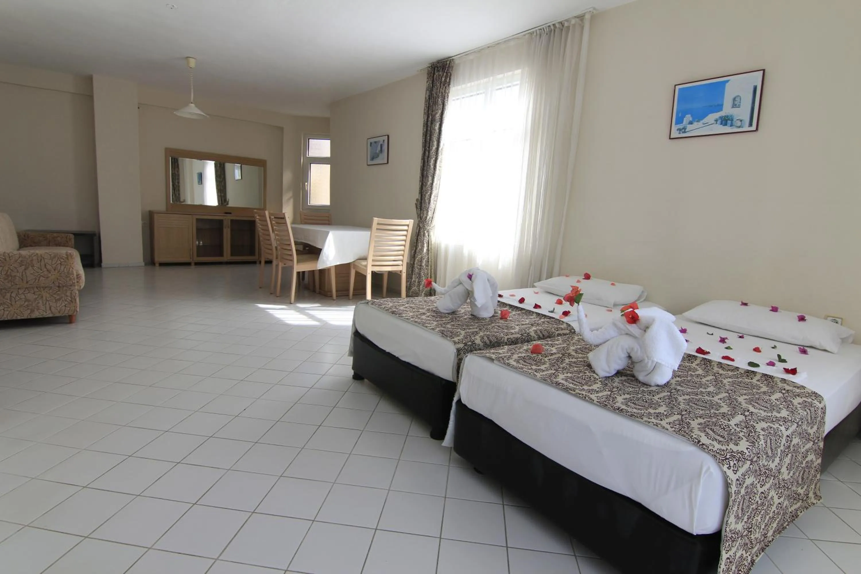 Photo of the whole room, Bed in Bariscan Hotel