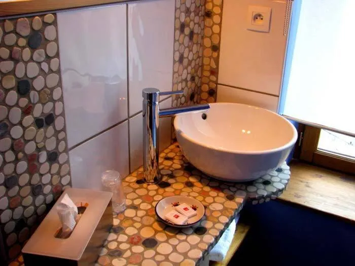 Bathroom in L'Ancien Presbytère