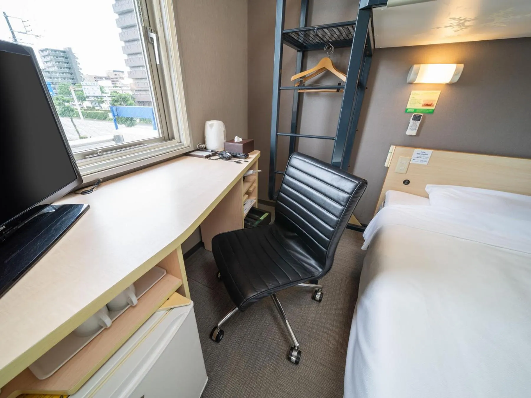 Bed in Super Hotel Fuji Inter