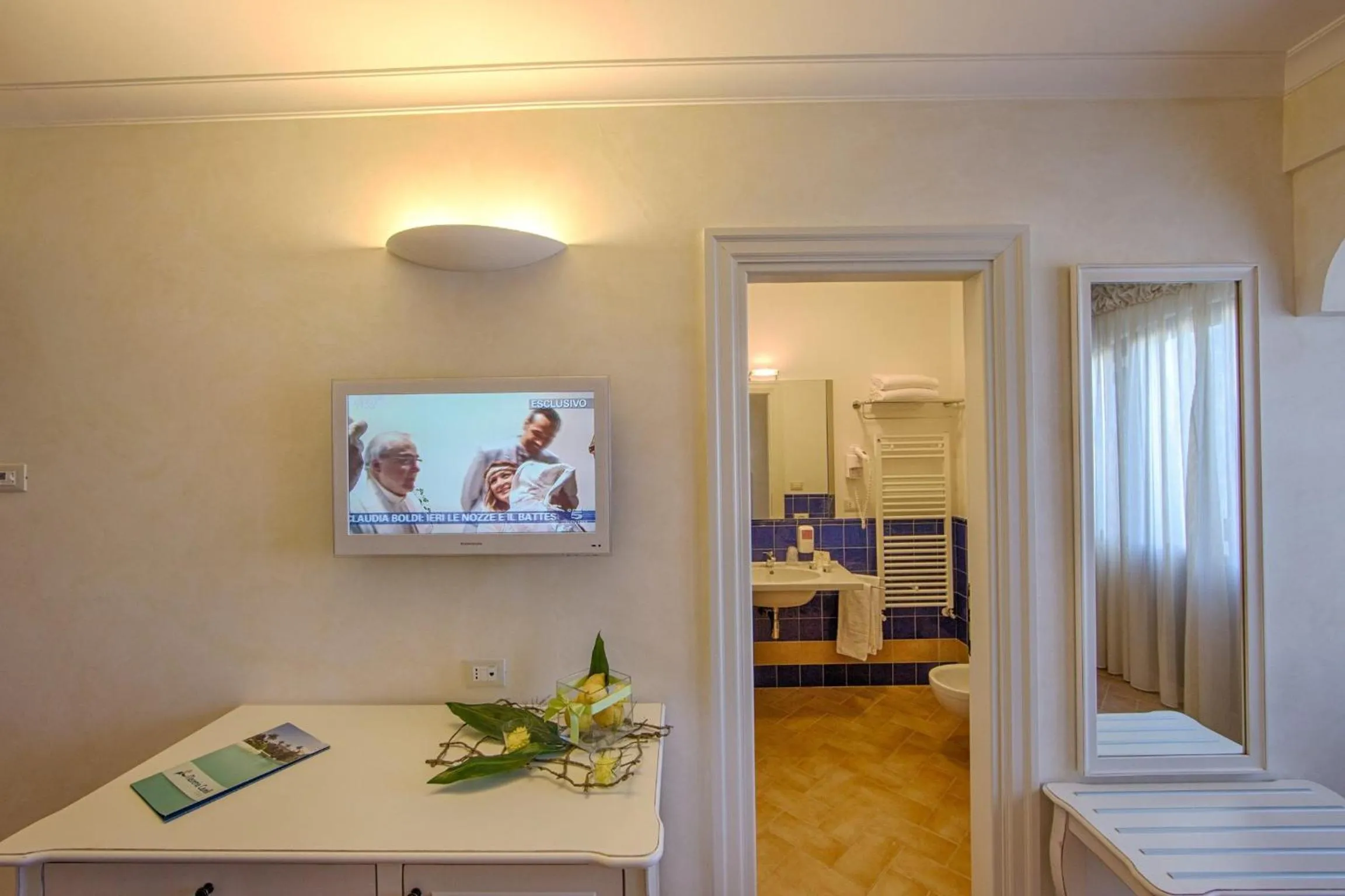 Decorative detail in Relais Masseria Caselli