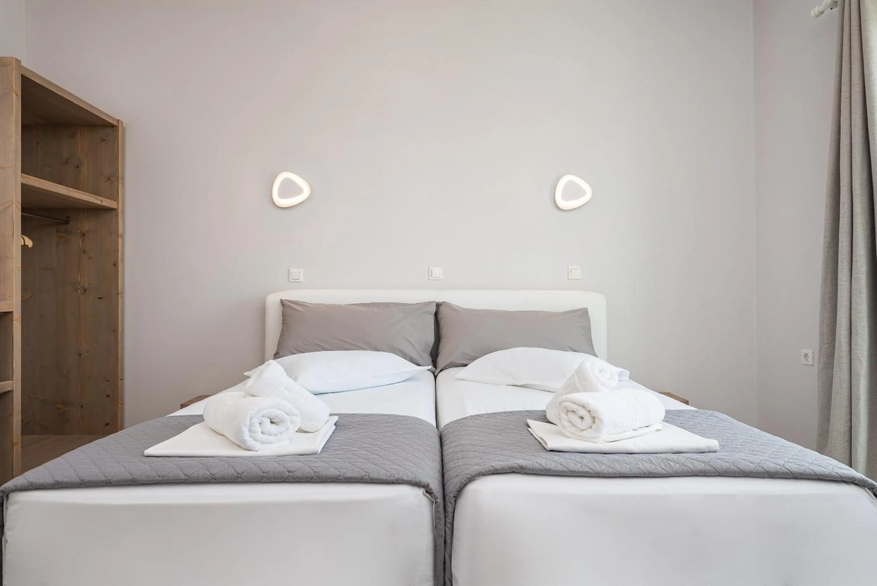 Bed in Kokkari Beach Hotel