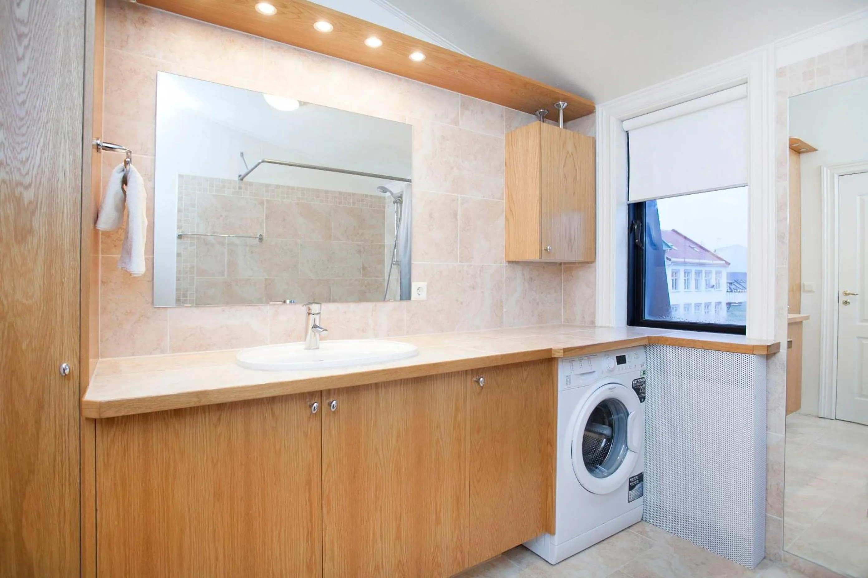 Bathroom in Odinn Reykjavik Skolavordustigur Apartments