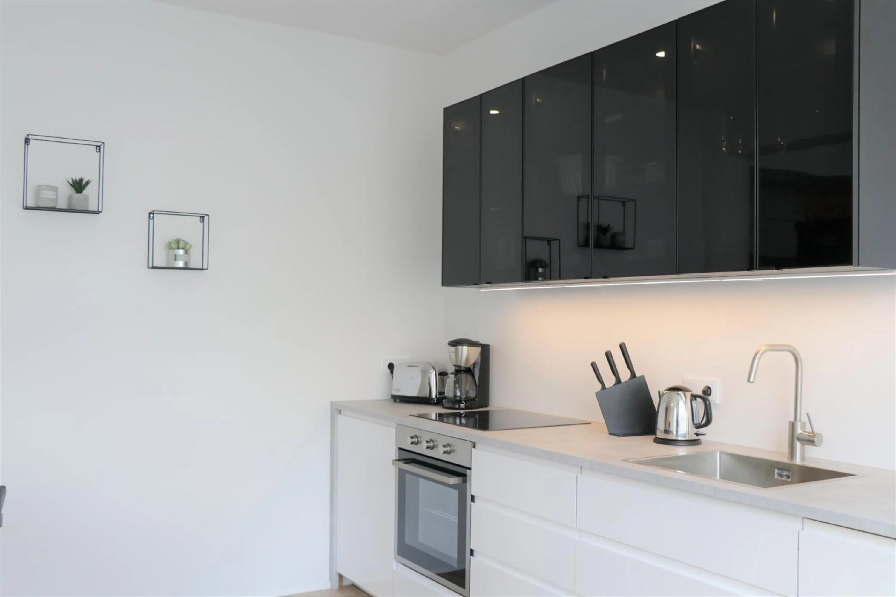 Kitchen or kitchenette in Odinn Reykjavik Skolavordustigur Apartments