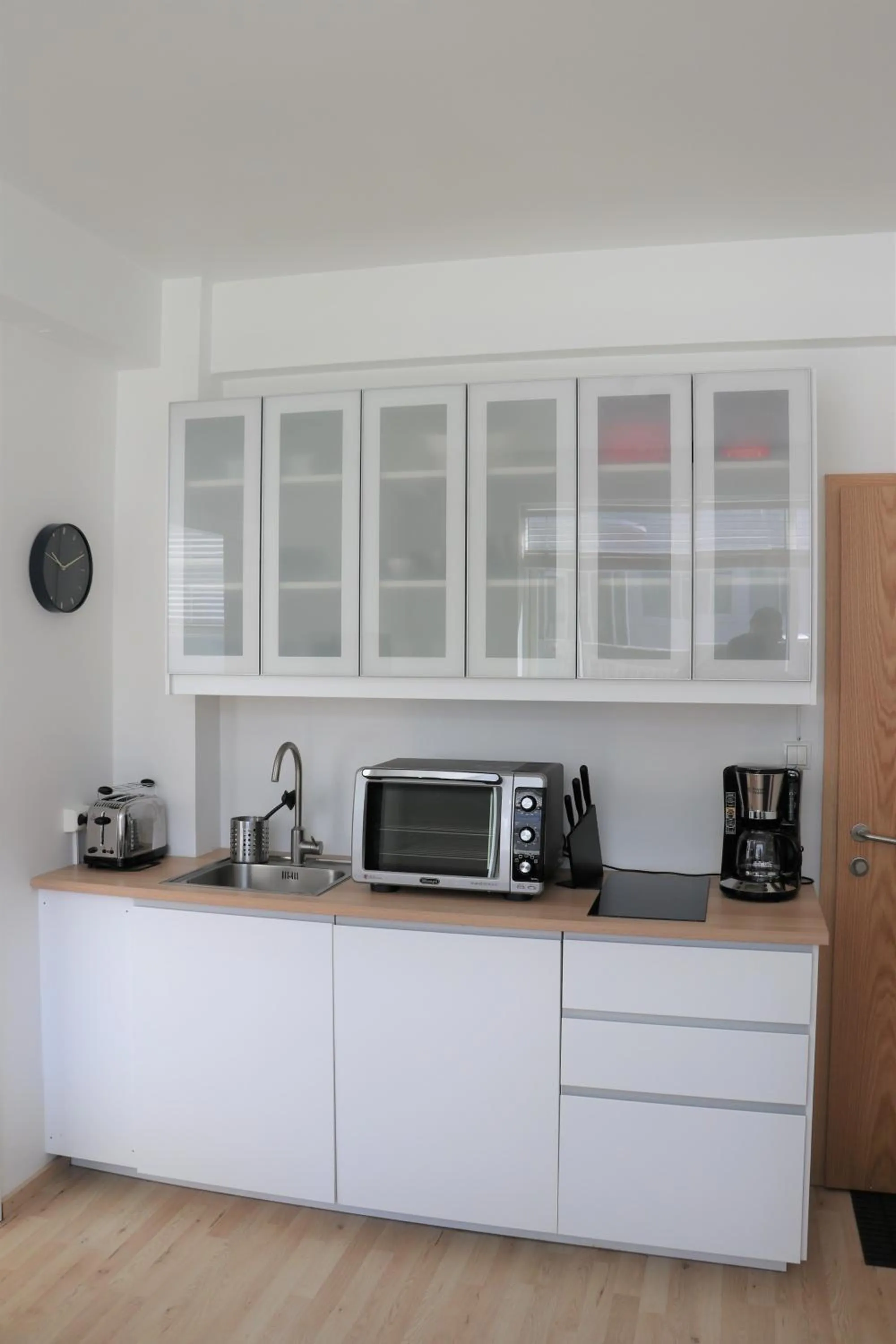 Coffee/tea facilities in Odinn Reykjavik Skolavordustigur Apartments