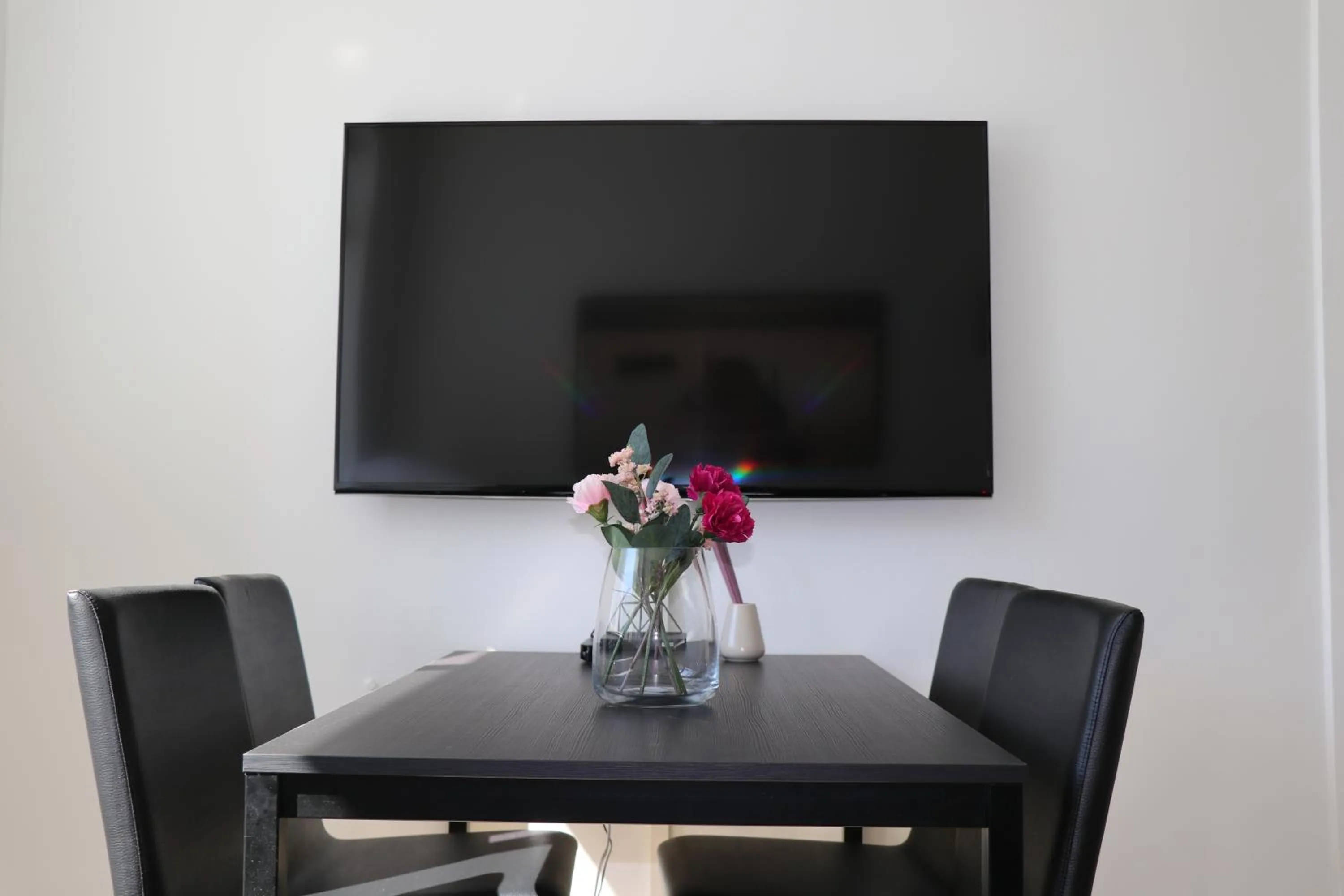 TV and multimedia in Odinn Reykjavik Skolavordustigur Apartments