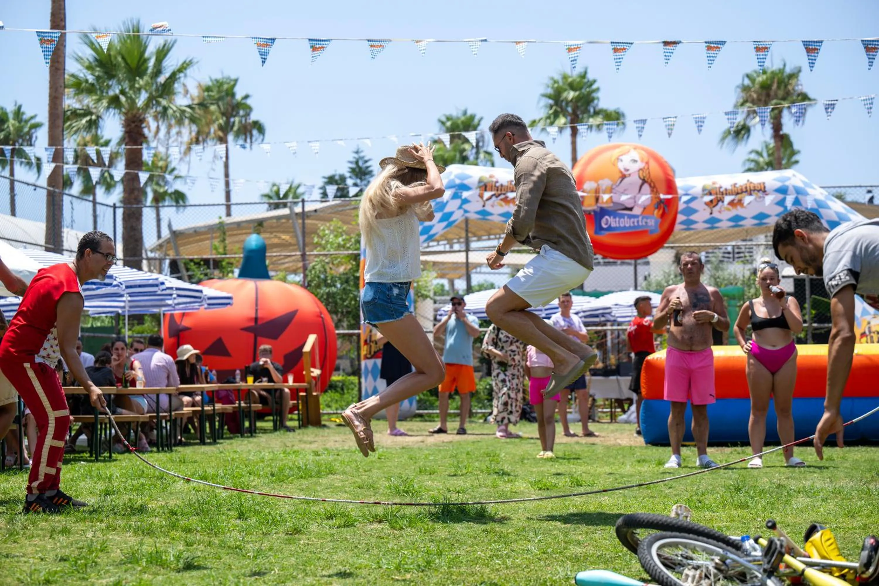 Entertainment in Beach Club Doganay Hotel - All Inclusive