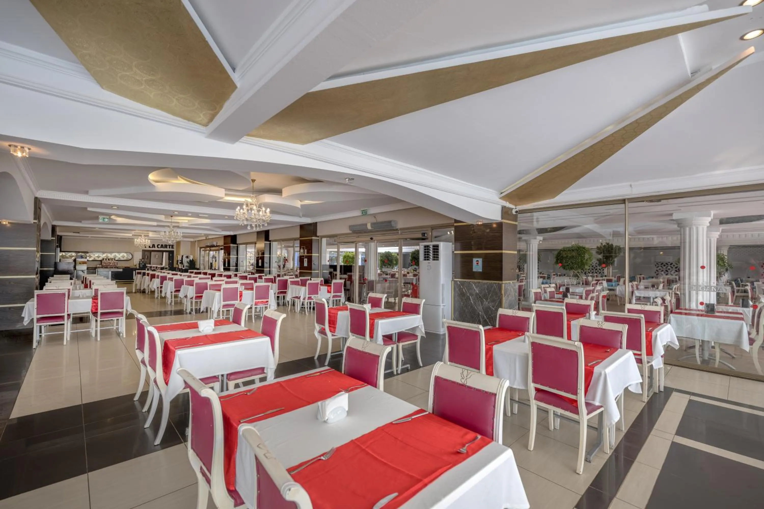 Restaurant/places to eat in Beach Club Doganay Hotel - All Inclusive