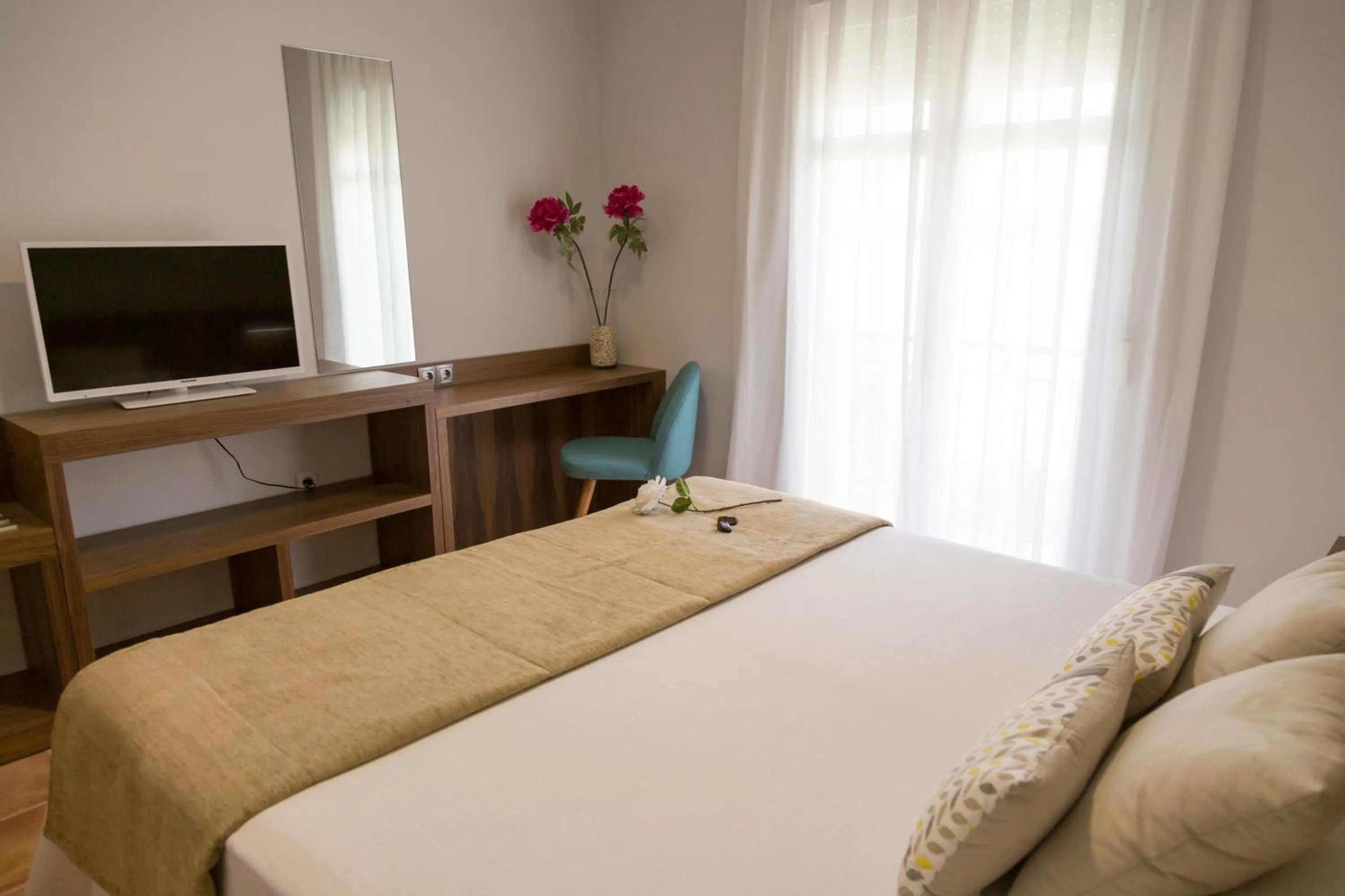 Bed in Hostal Pradaria