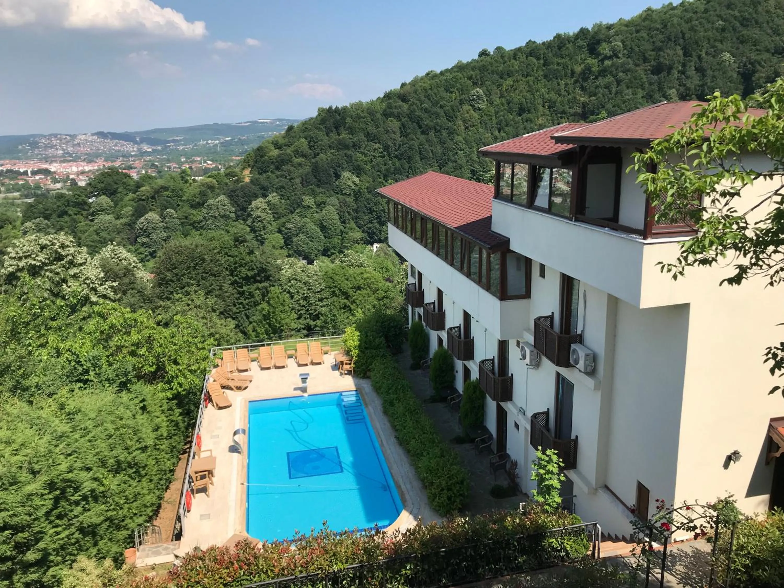 Bird's eye view in Sapanca Dilek Konagi Hotel
