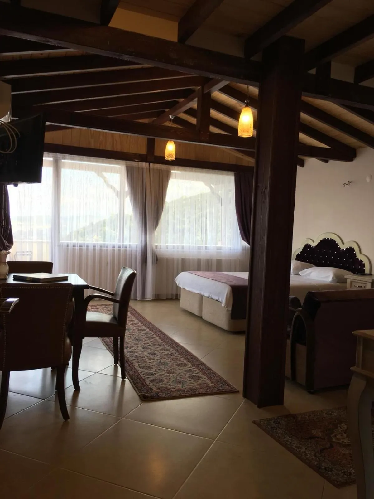 Seating area, Bed in Sapanca Dilek Konagi Hotel