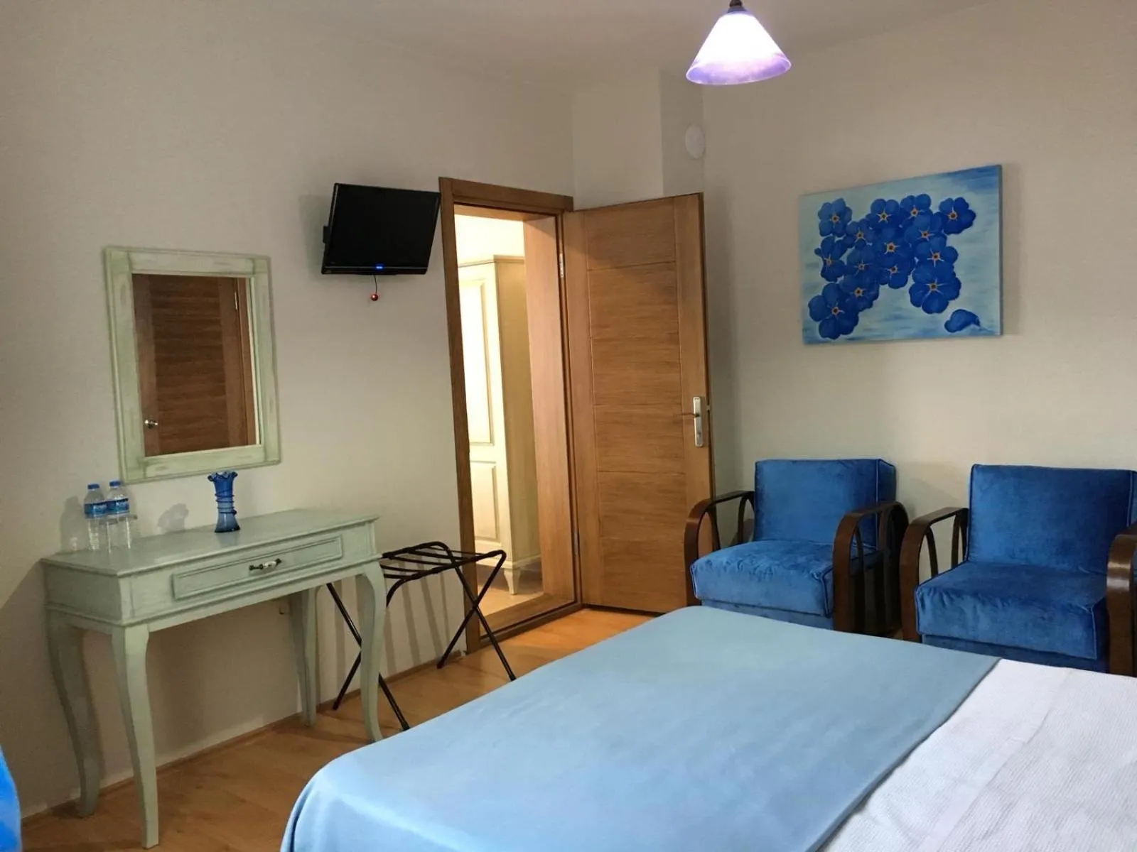 Photo of the whole room, Bed in Sapanca Dilek Konagi Hotel