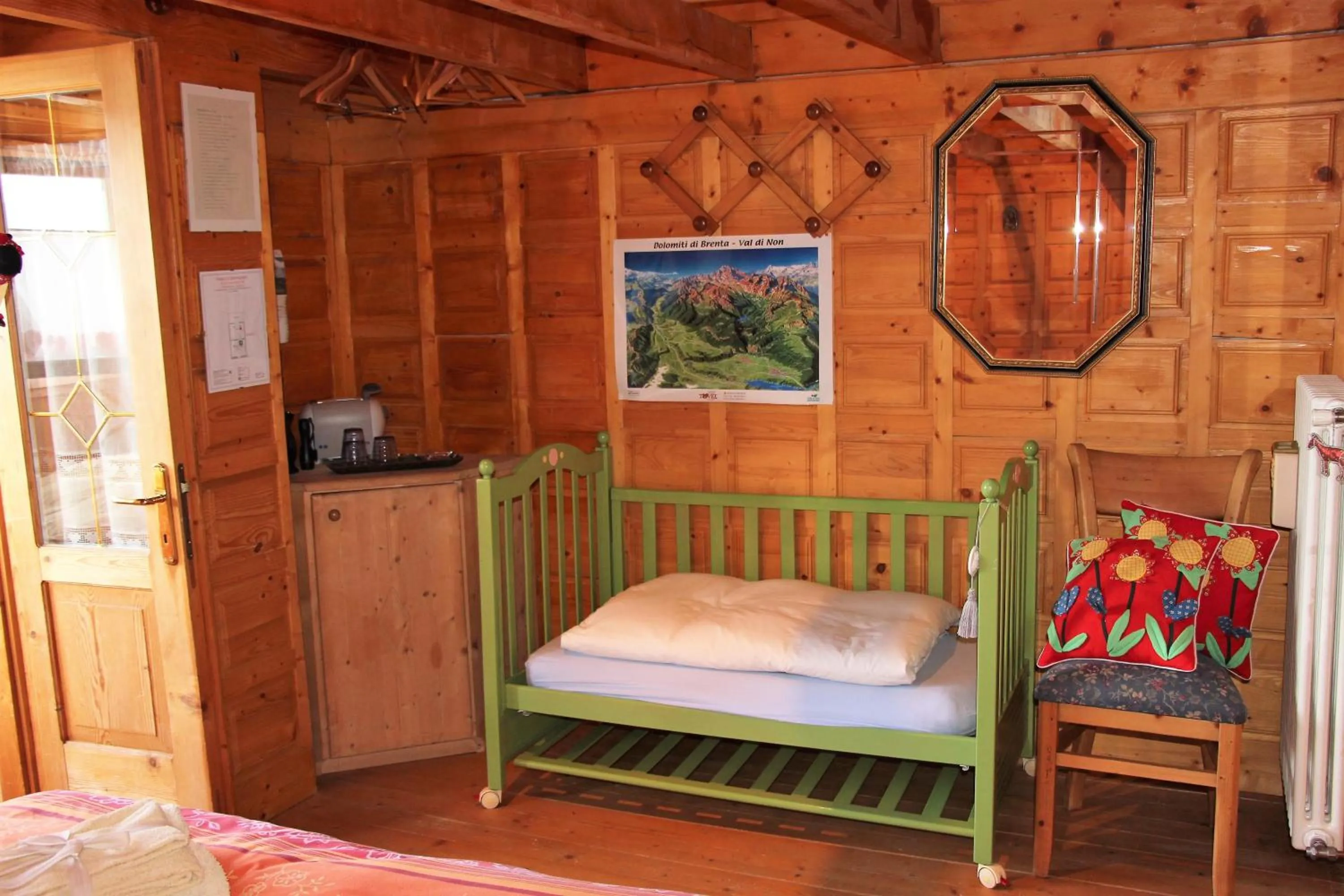 cot, Bed in B&B Casa Delle Fate