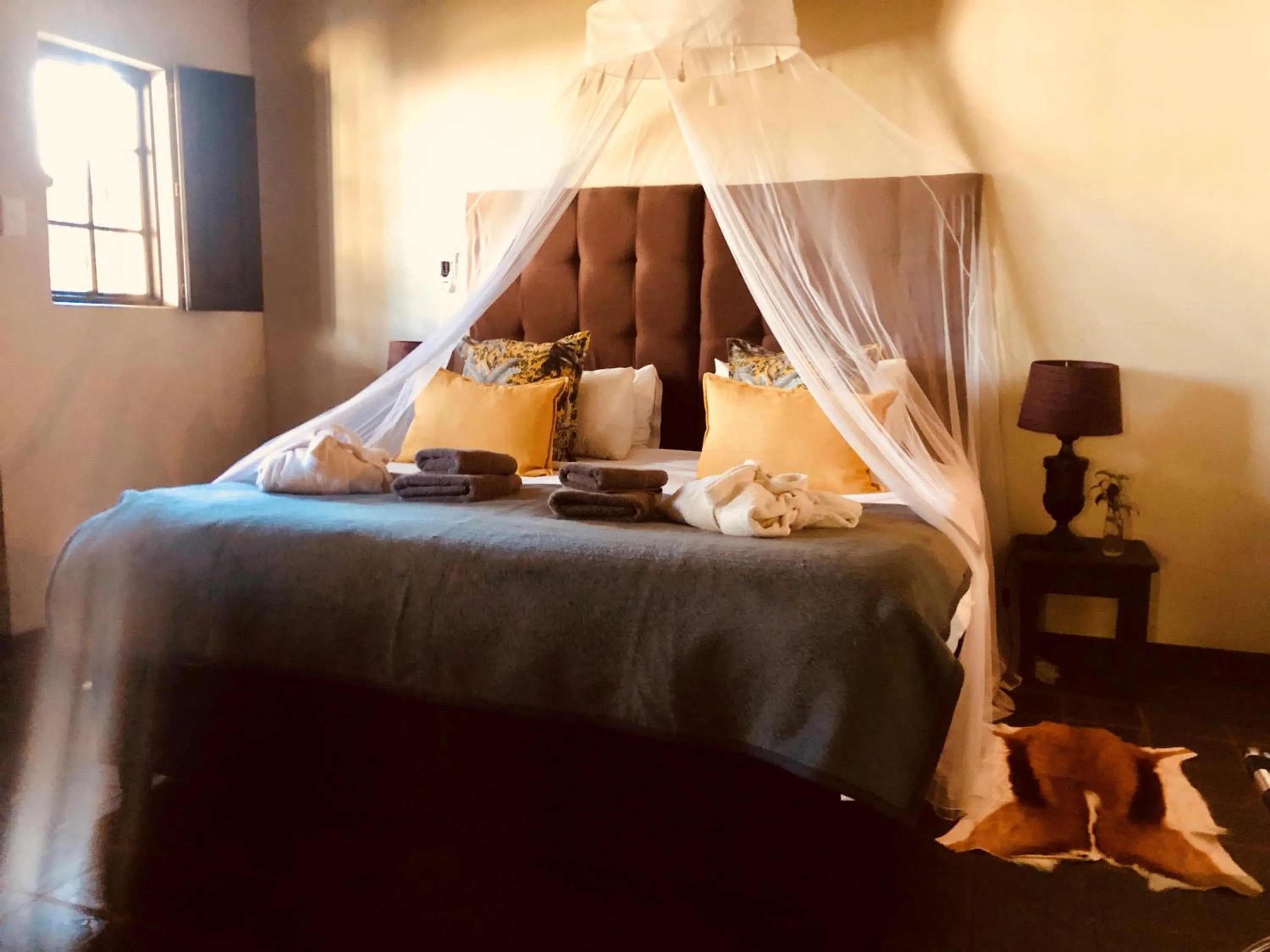 Bed in Addo African Home