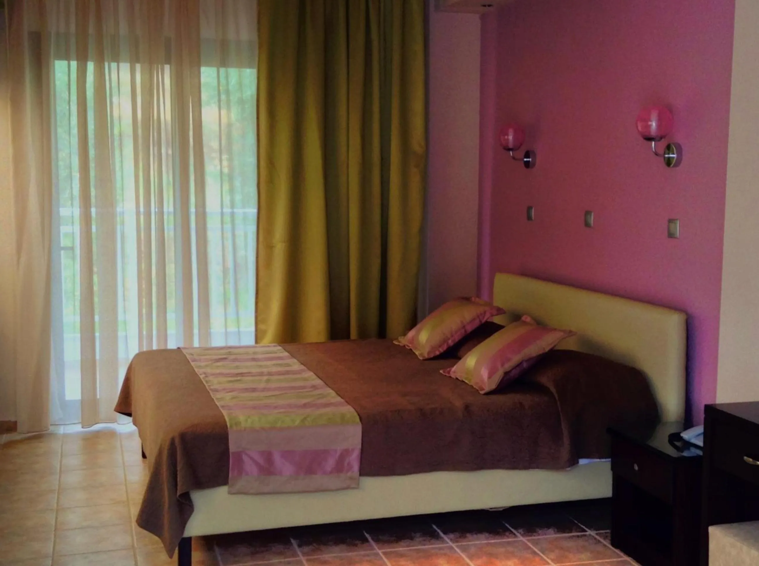 Bed in Maranton Beach Hotel