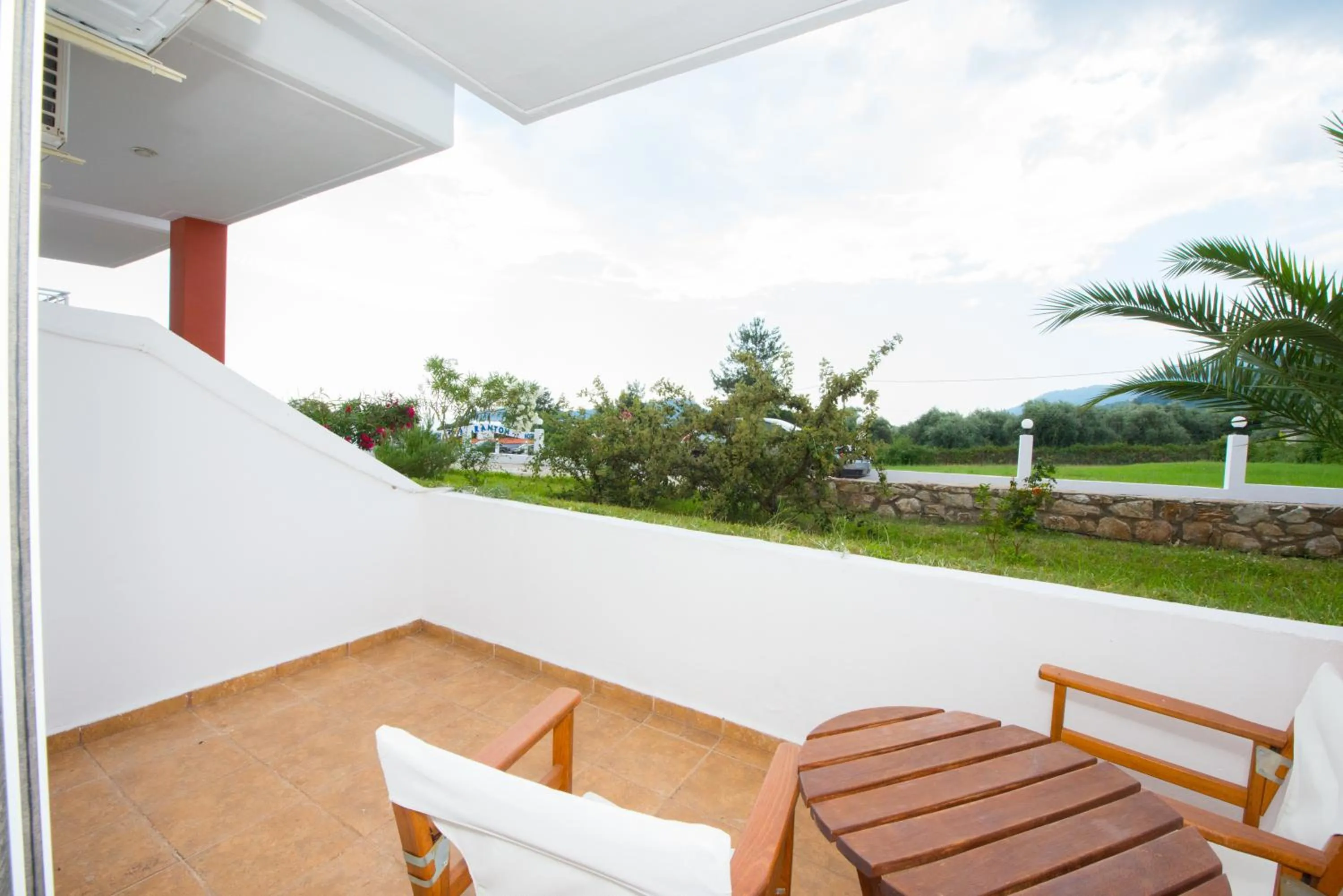 Balcony/Terrace in Maranton Beach Hotel