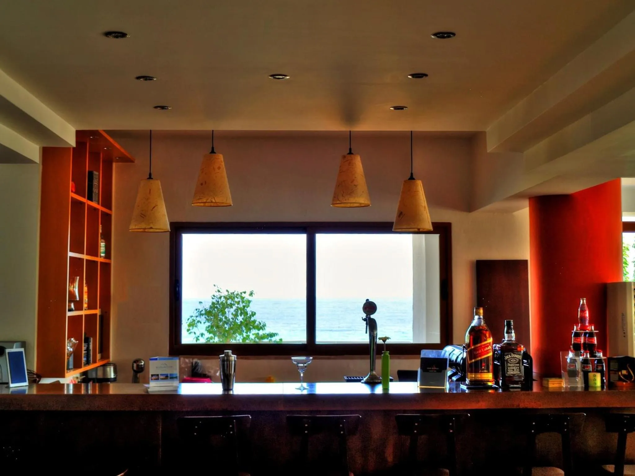 Lounge or bar in Maranton Beach Hotel