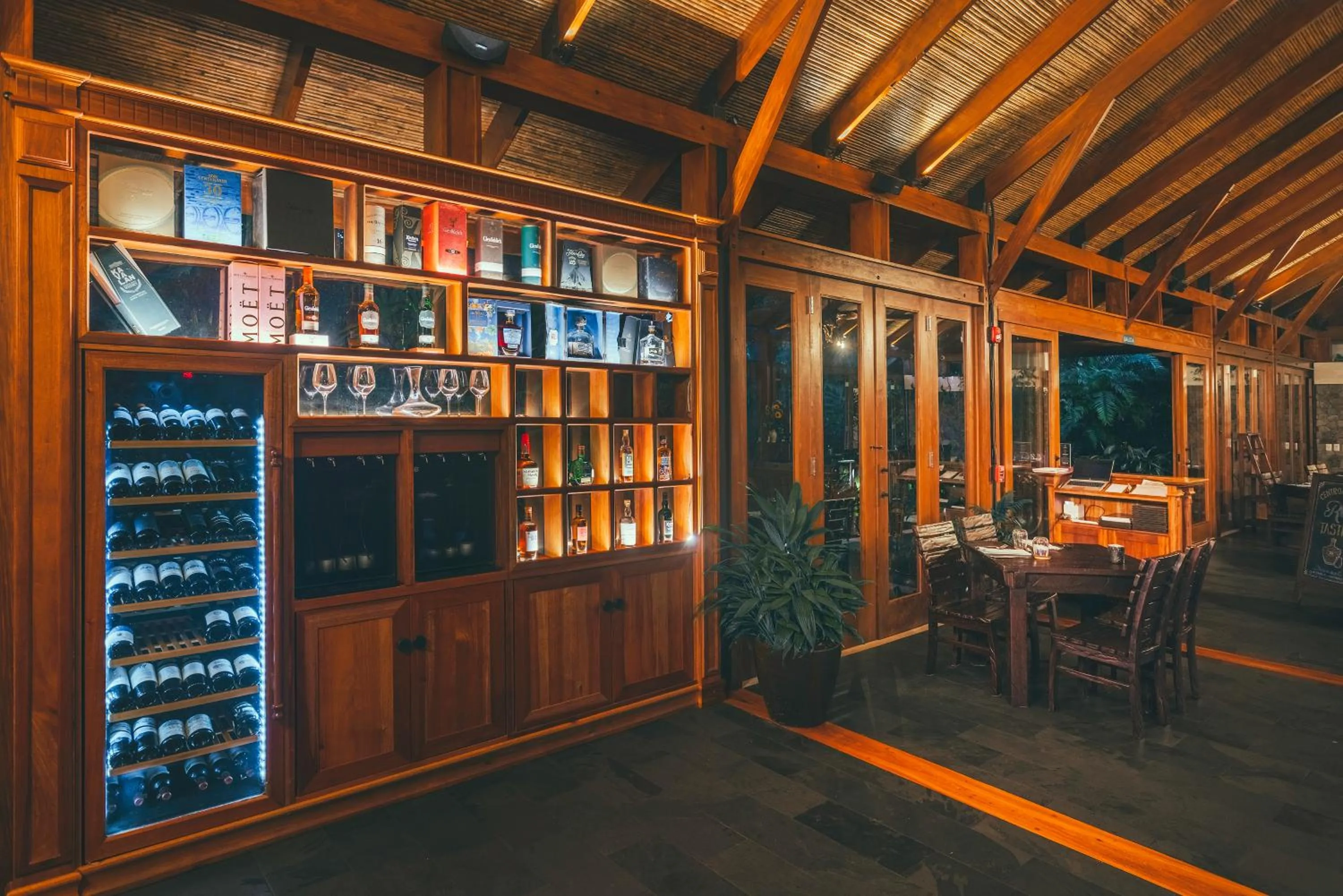 Restaurant/places to eat in Amor Arenal Adults Friendly