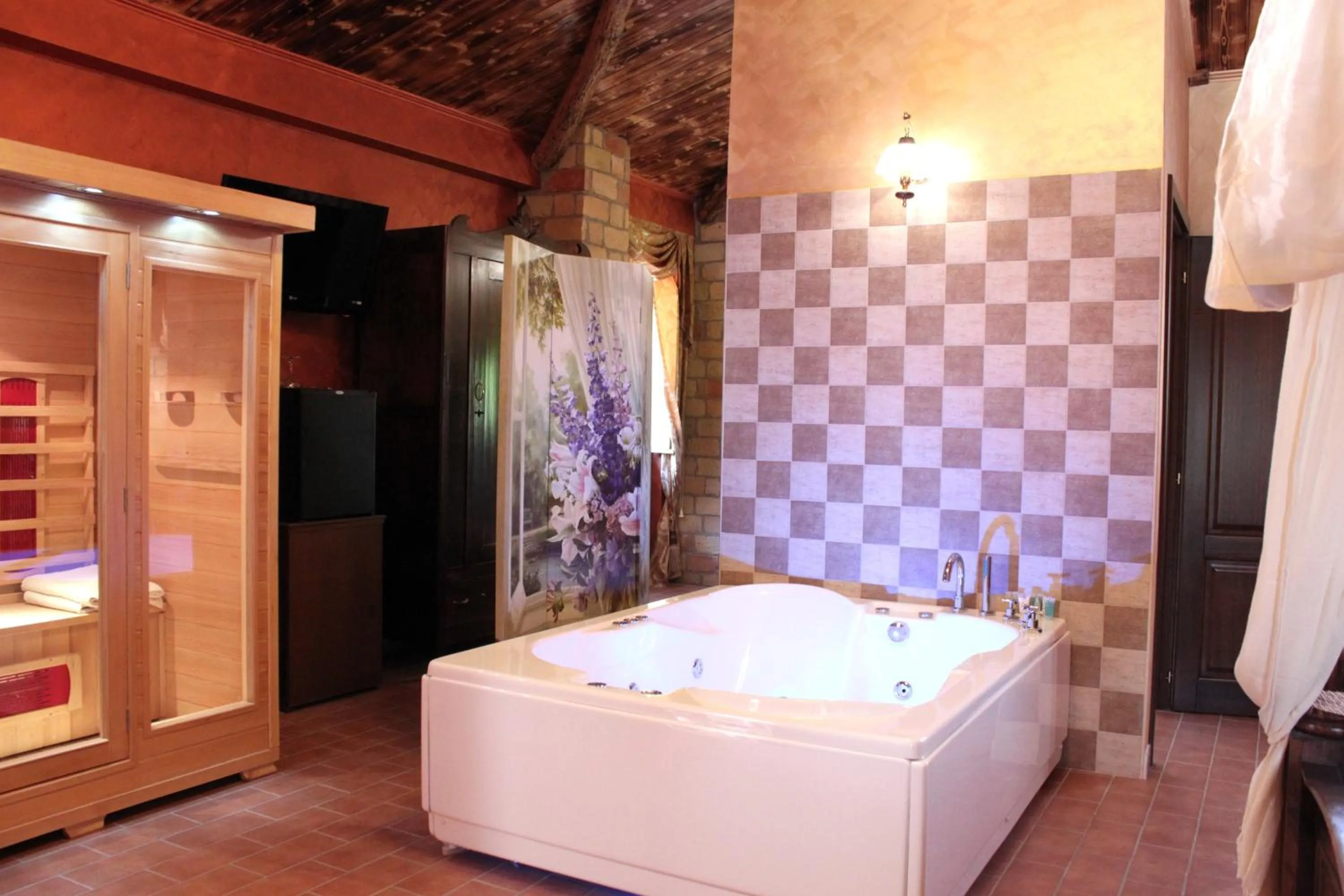 Hot Tub in Hotel Il Feudo Dei Pierleoni