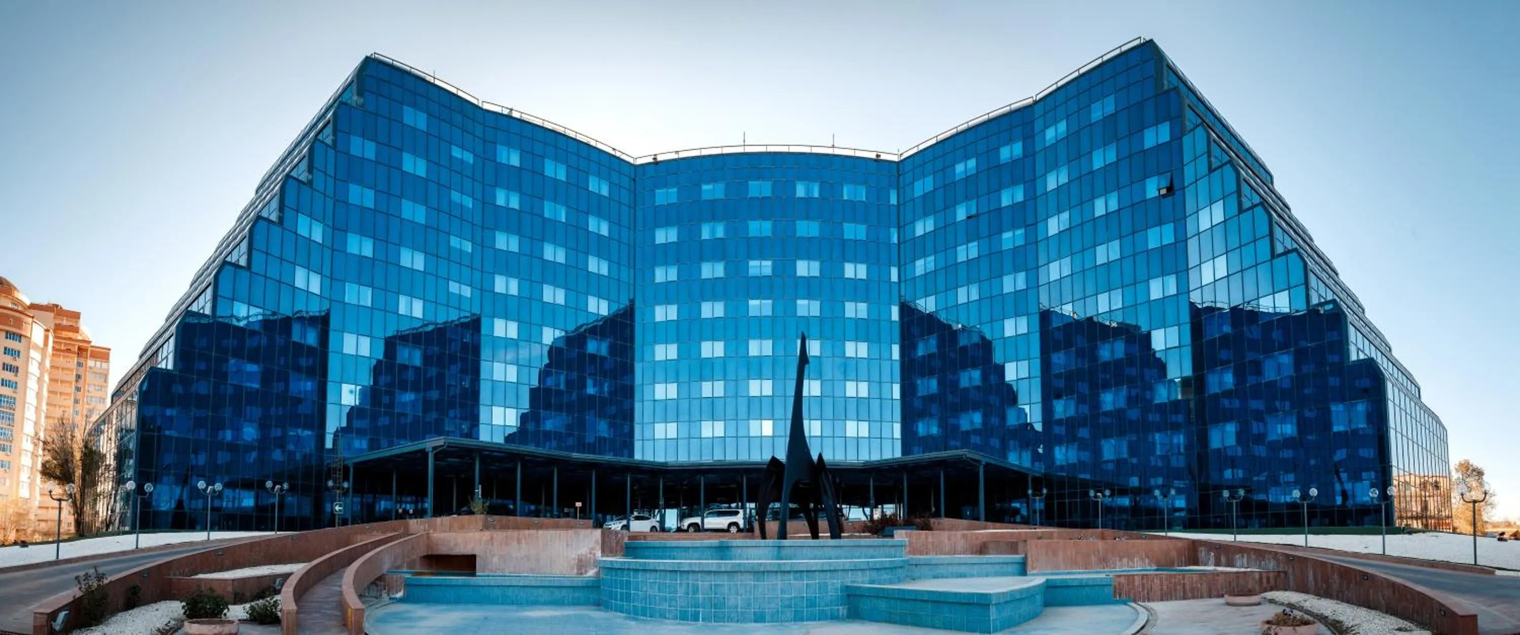 Facade/entrance in River Palace Hotel