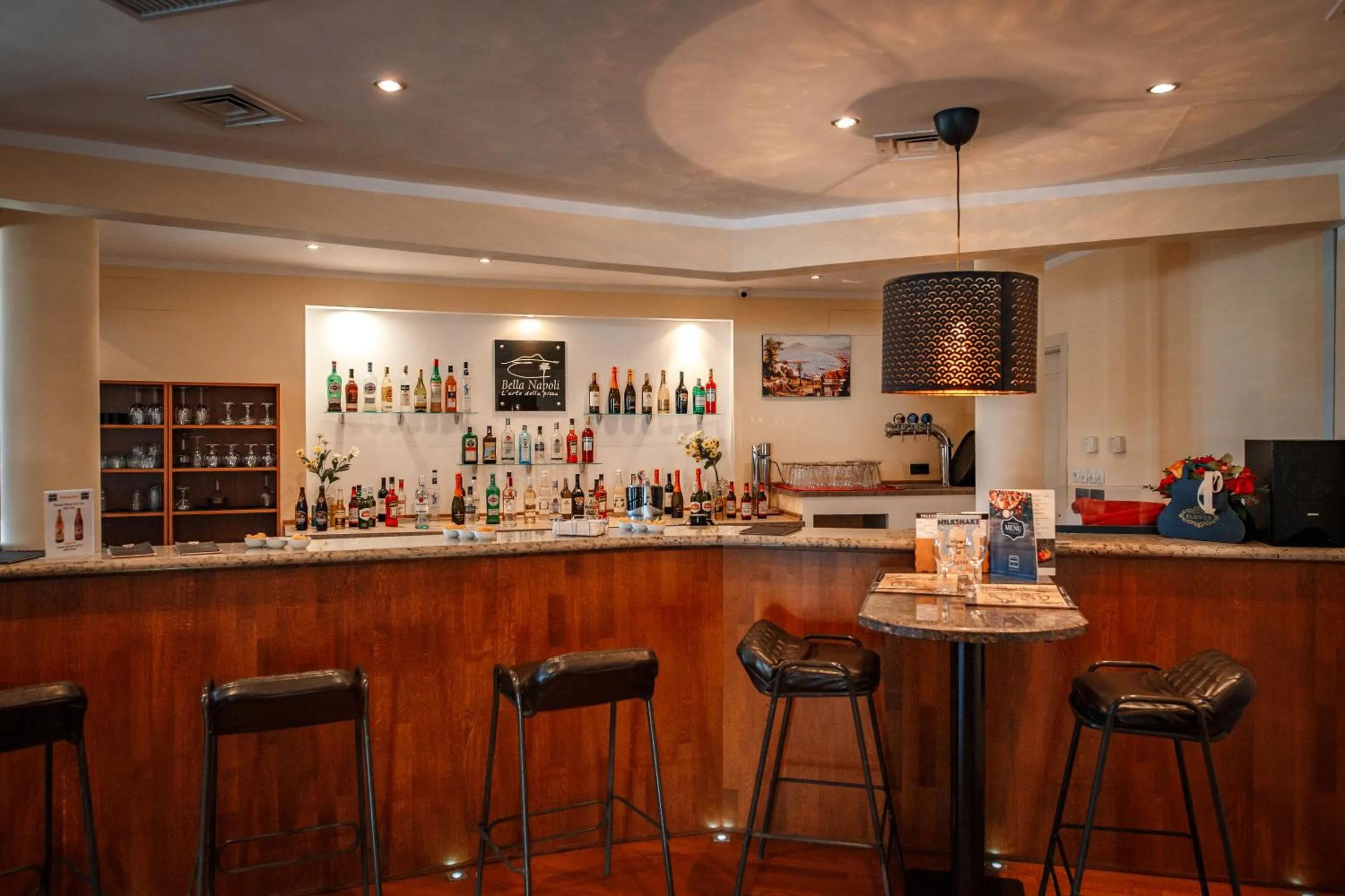 Lounge or bar in River Palace Hotel