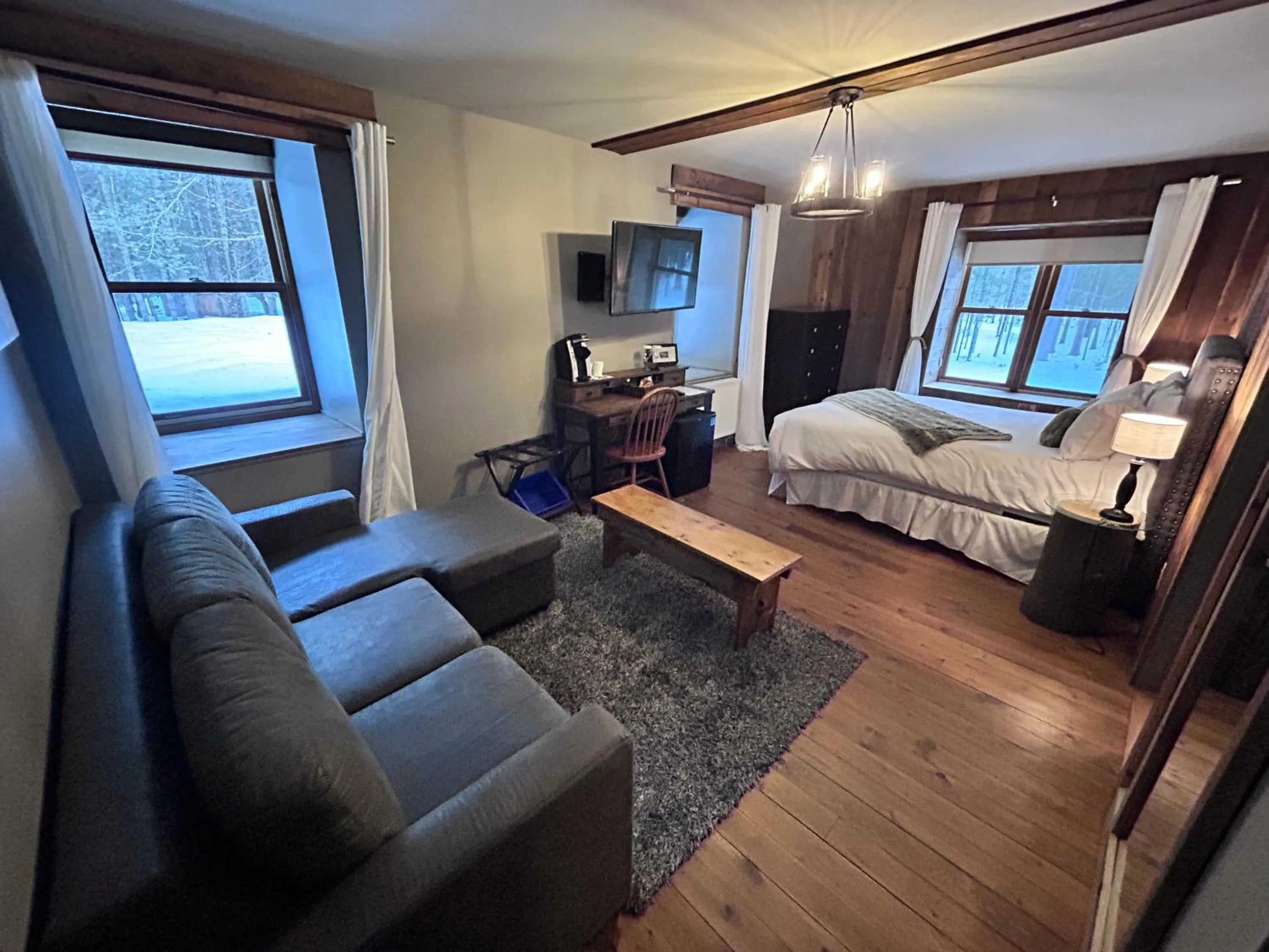 Bed in Auberge le Cosy Tremblant