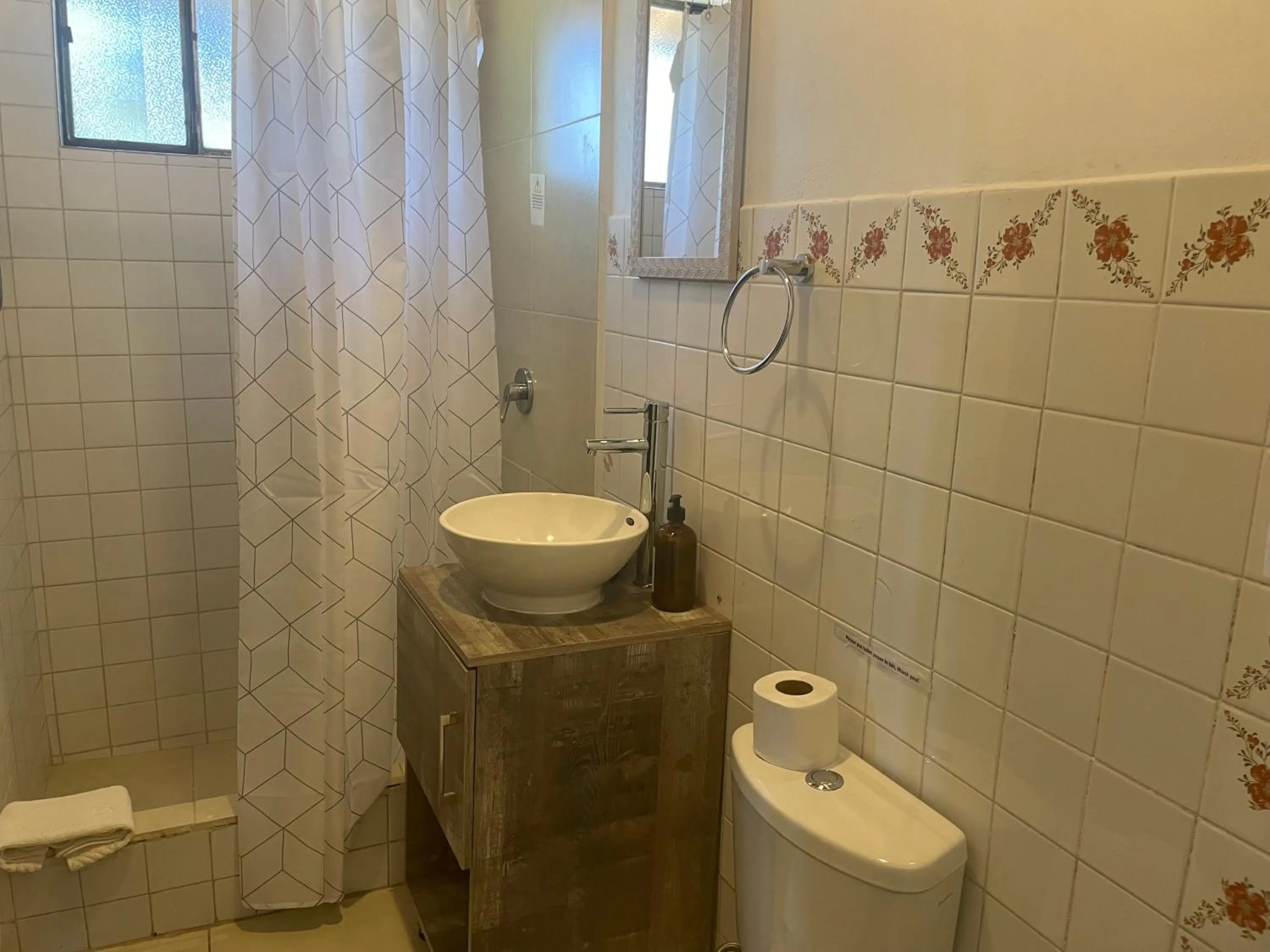 Quito Airport Suites Hotel