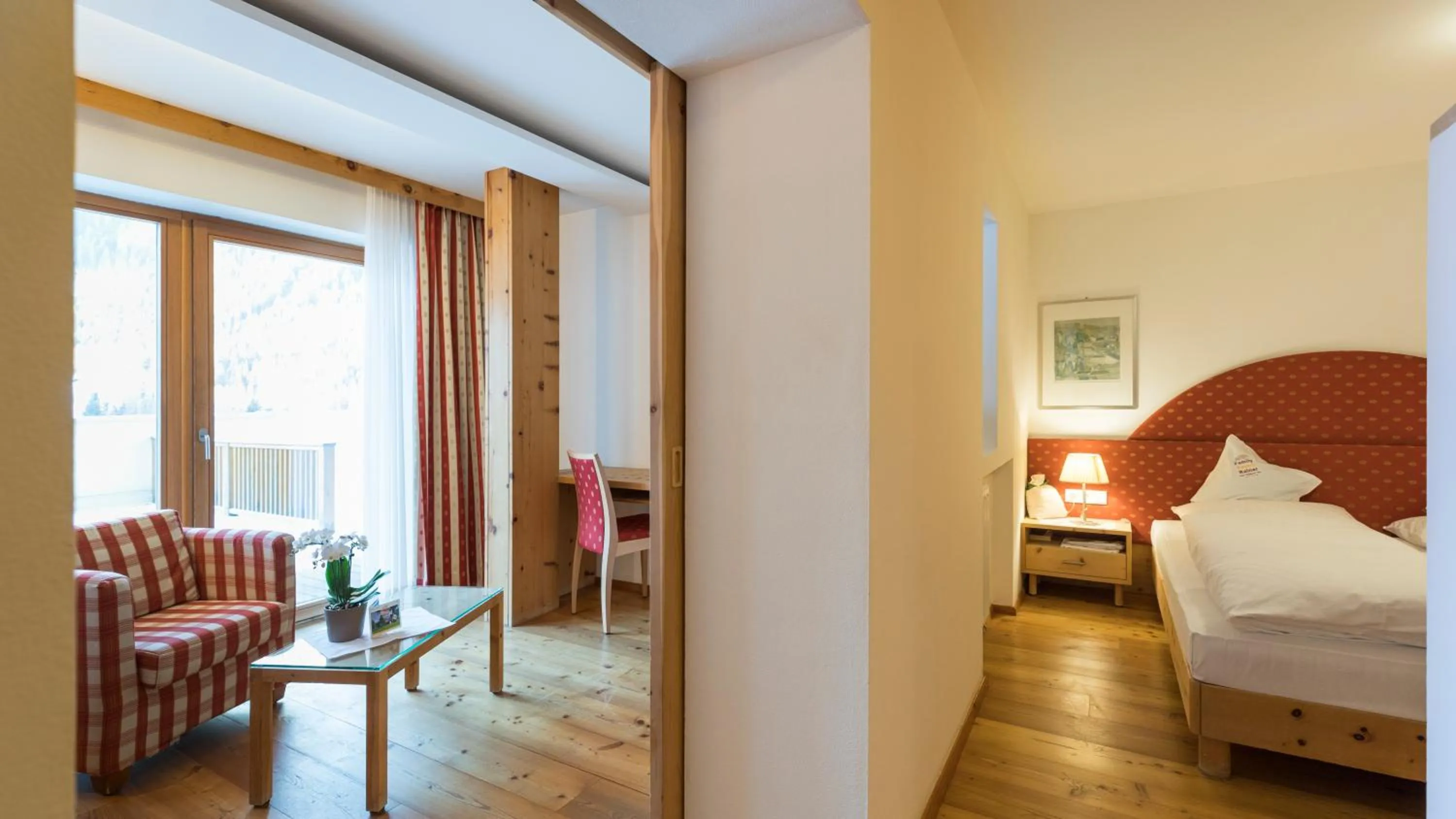 Photo of the whole room, Bed in Family Resort Rainer Sexten