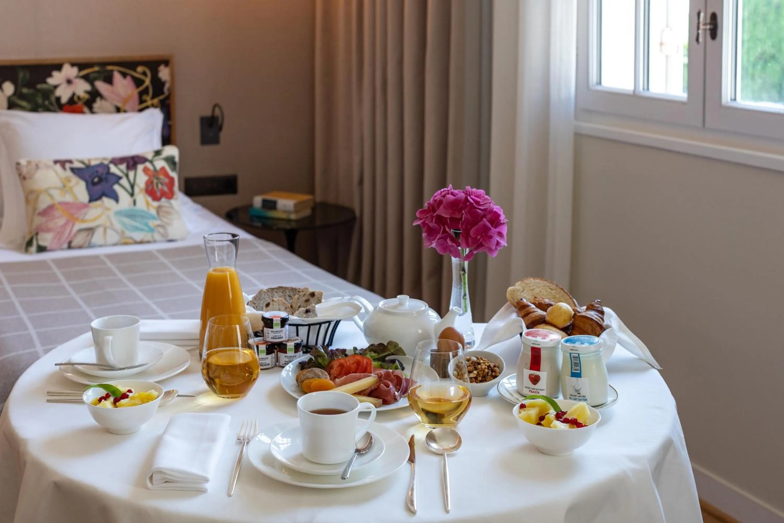 Breakfast in Château Cordeillan-Bages