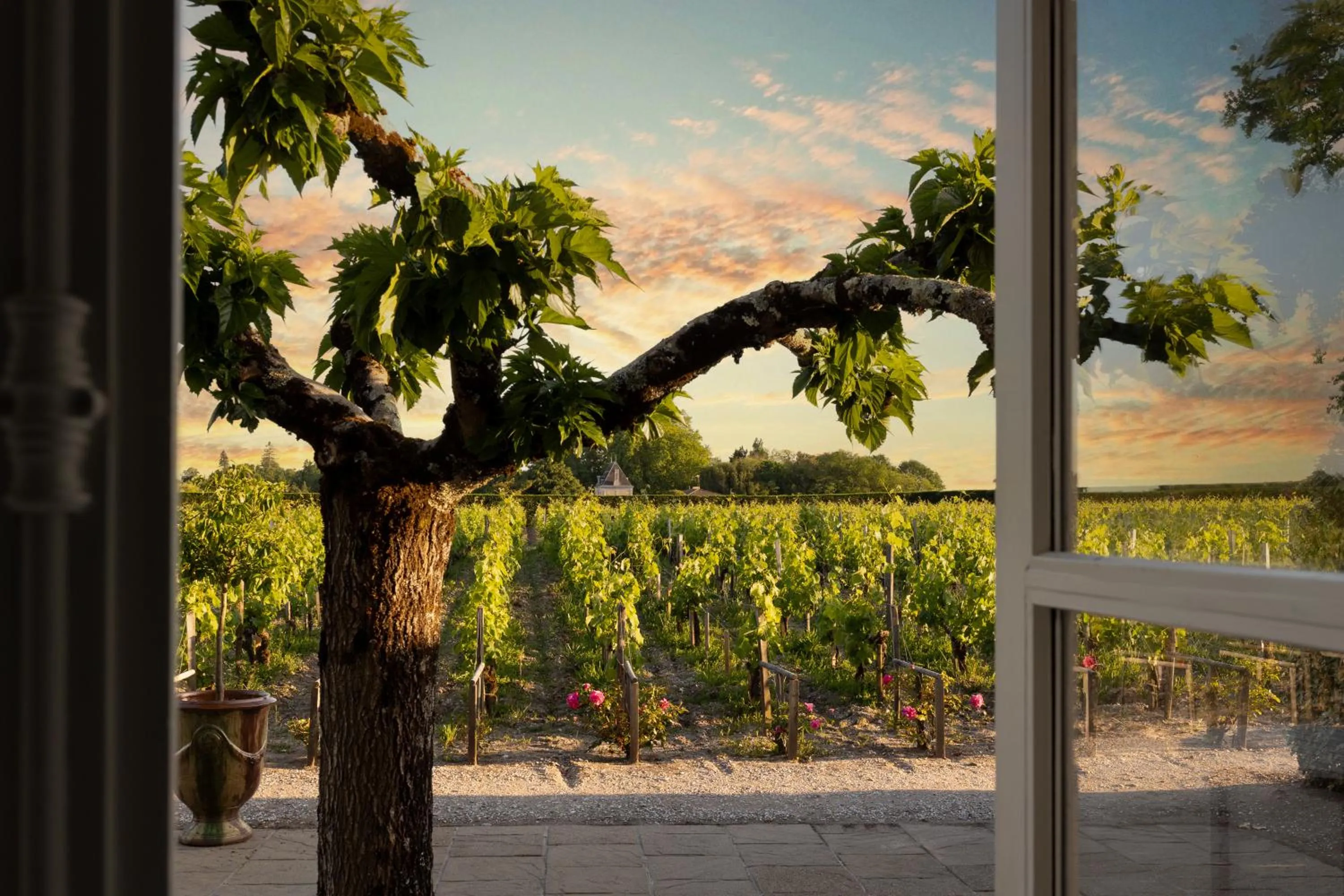 Patio in Château Cordeillan-Bages