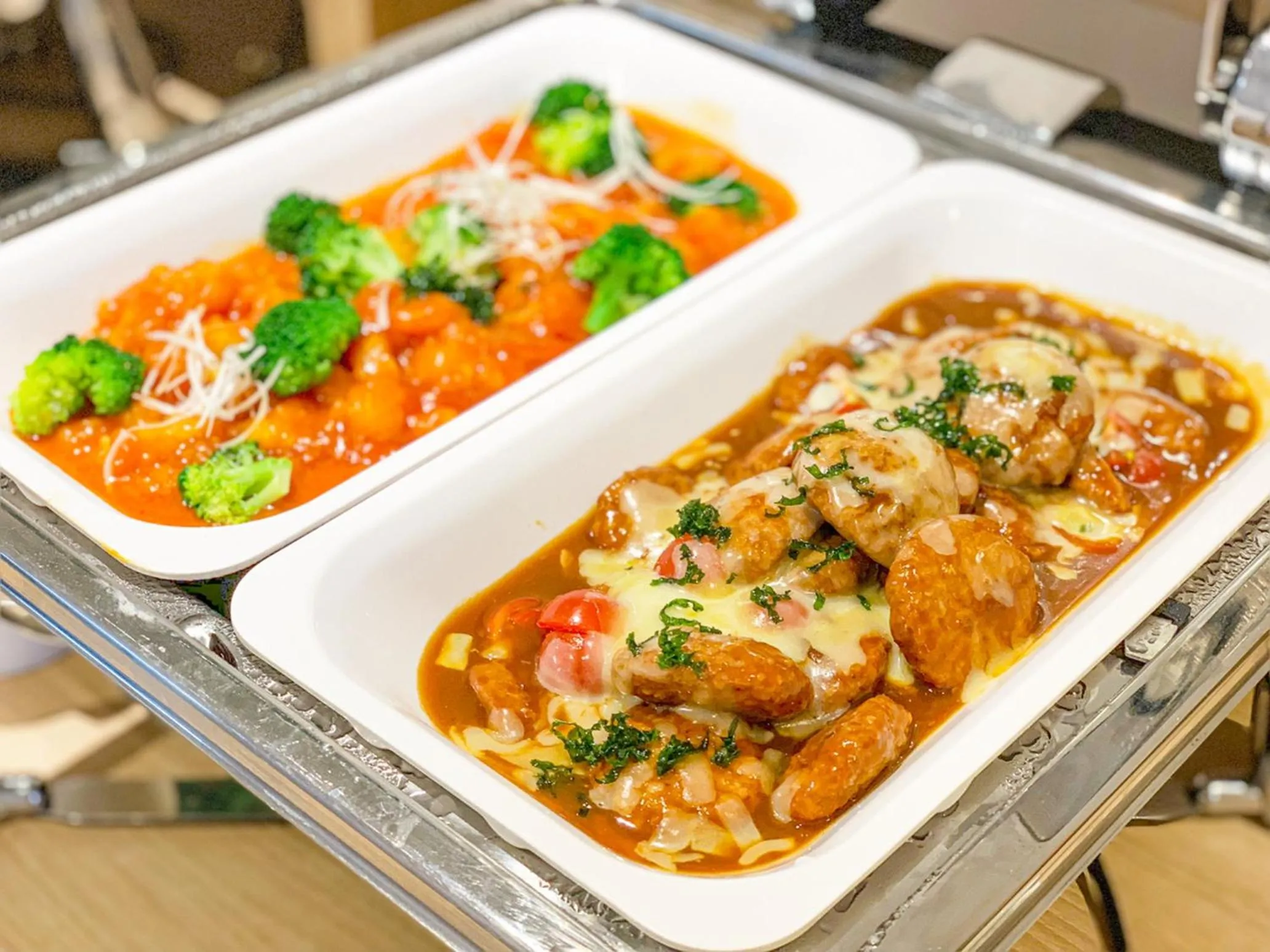 Food and drinks in LiVEMAX RESORT Atami Sea Front