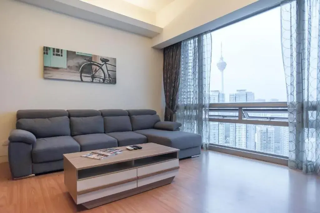 Three-Bedroom Apartment in Platinum Suites at Swiss Garden Three-Bedroom Apartment in Platinum Suites at Swiss Garden