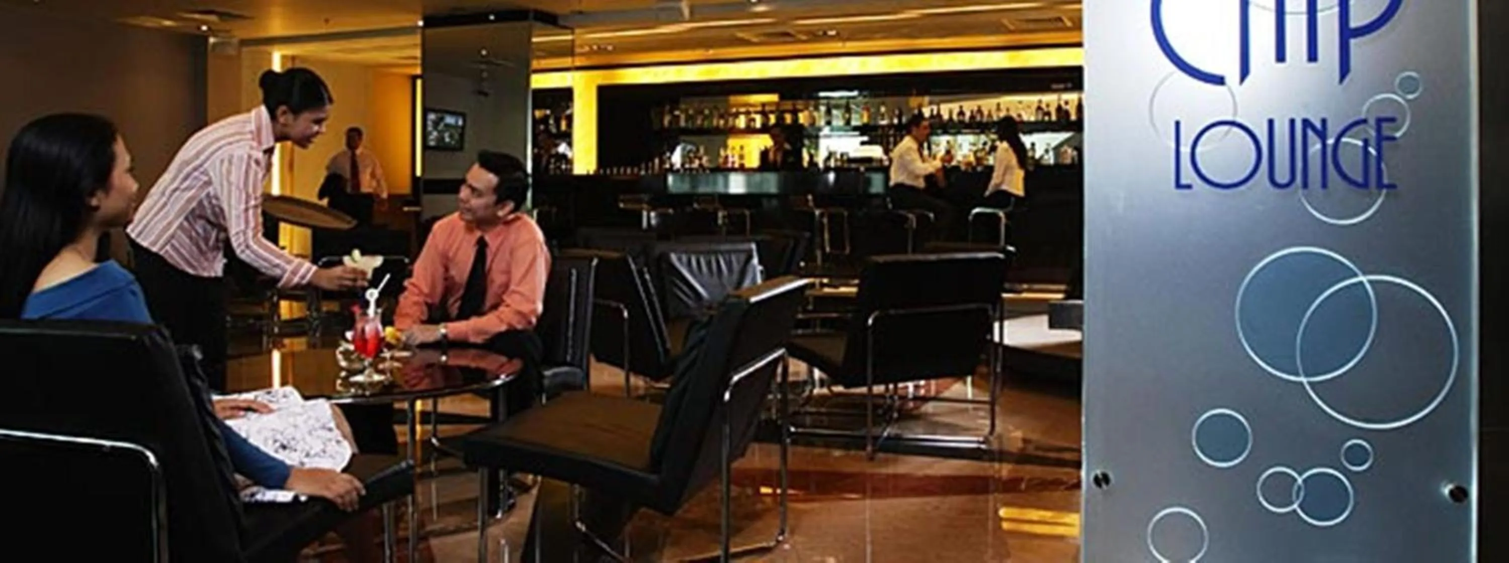 Restaurant/places to eat in Platinum Suites at Swiss Garden