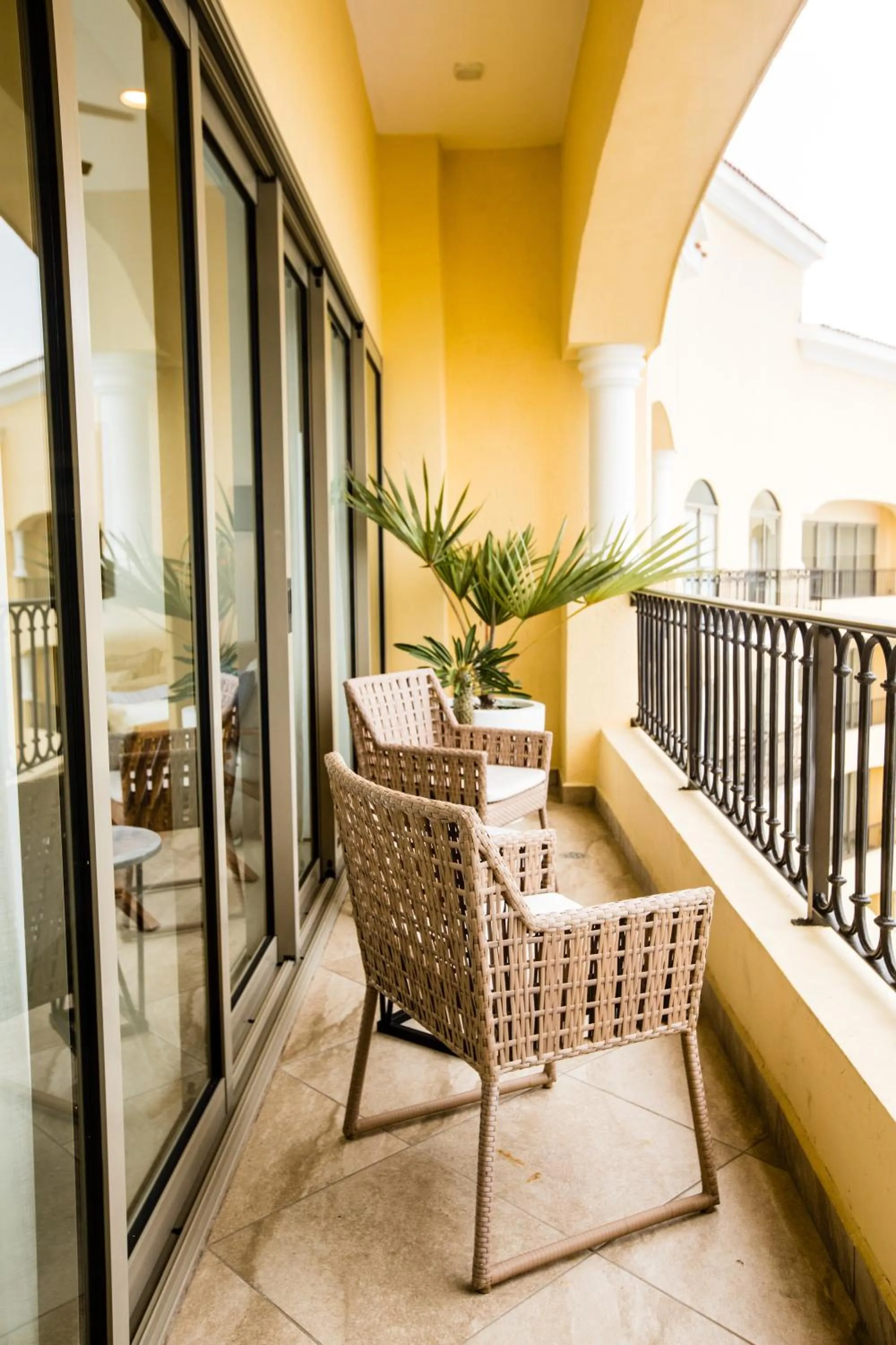 Balcony/Terrace in Petit Luxe Las Gavias Penthouse