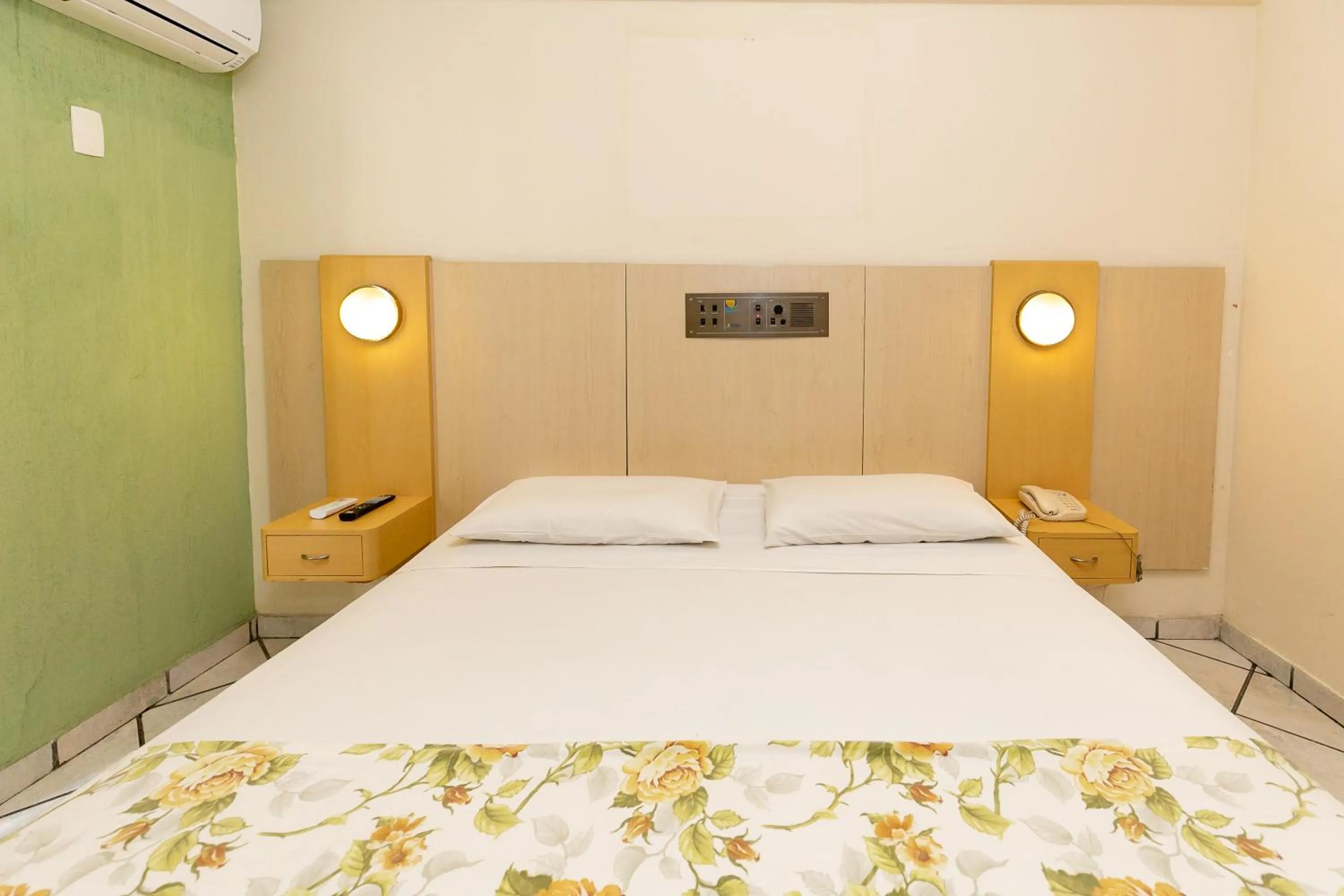 Bed in Yak Beach Hotel Ponta Negra