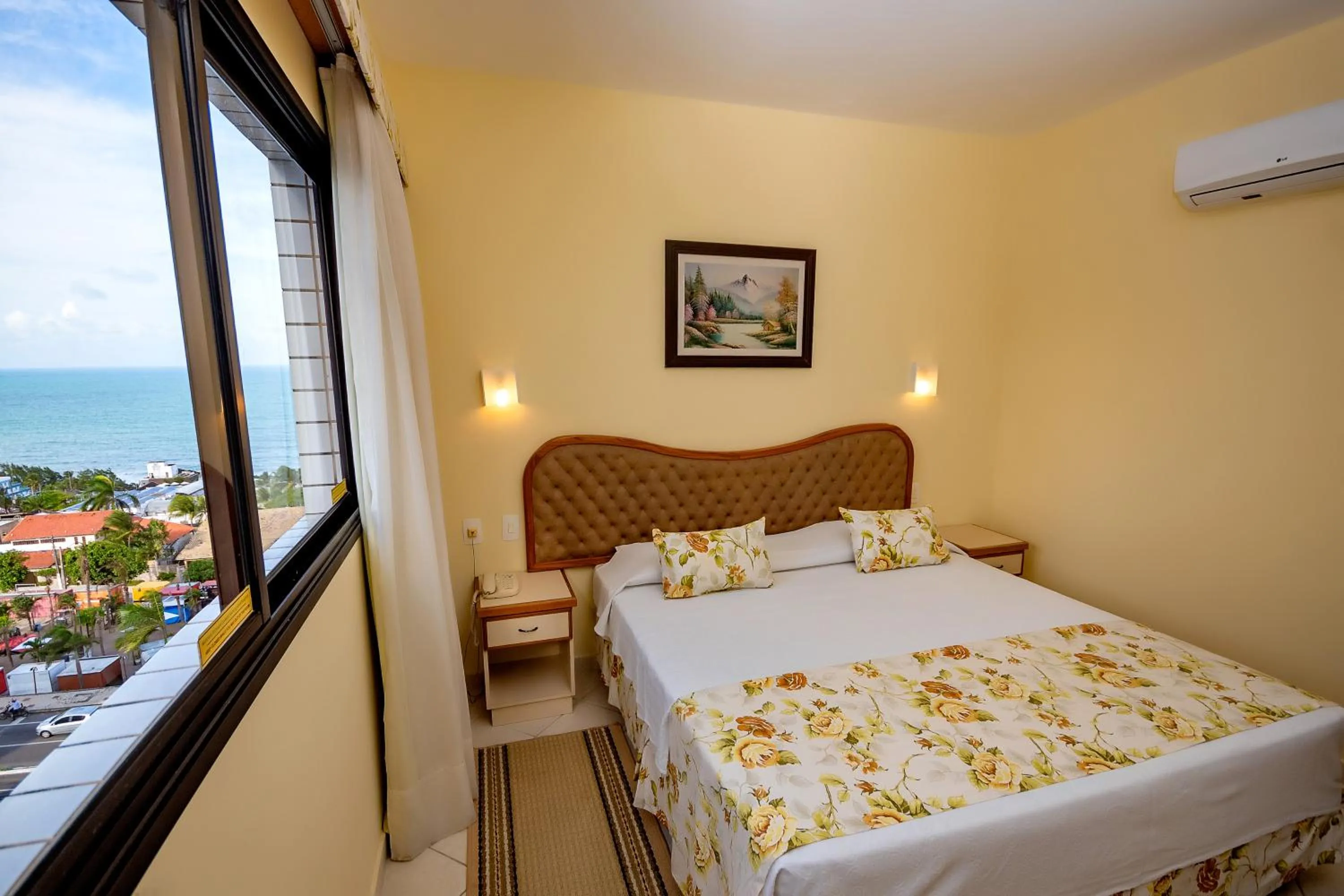 Photo of the whole room, Bed in Yak Beach Hotel Ponta Negra