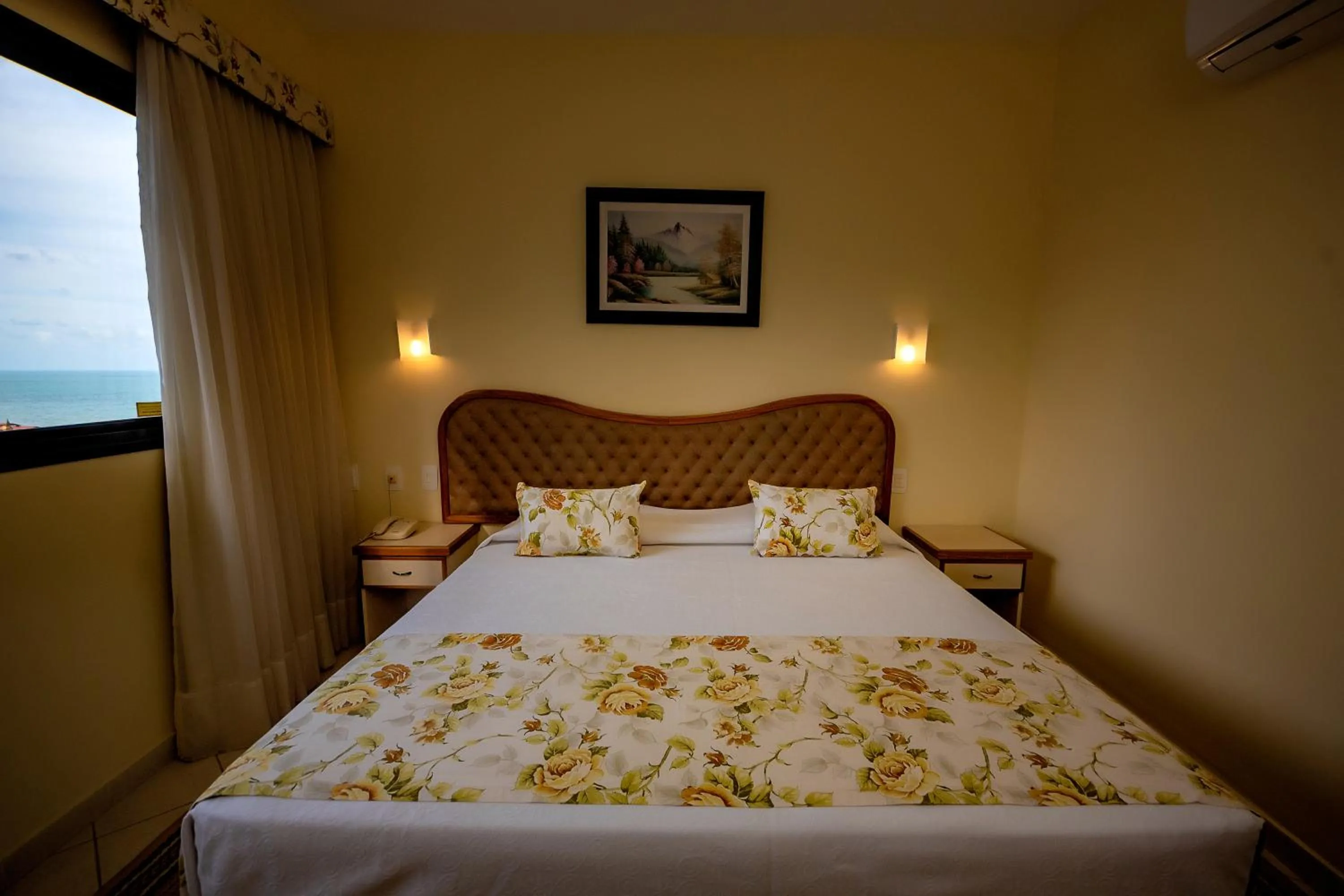 Photo of the whole room, Bed in Yak Beach Hotel Ponta Negra