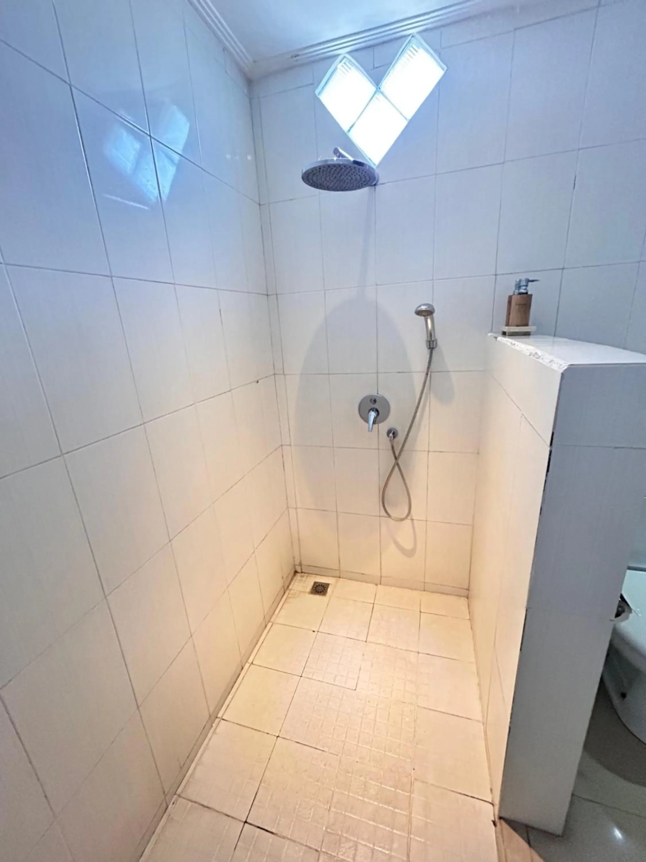 Shower in Canting Bali Suite