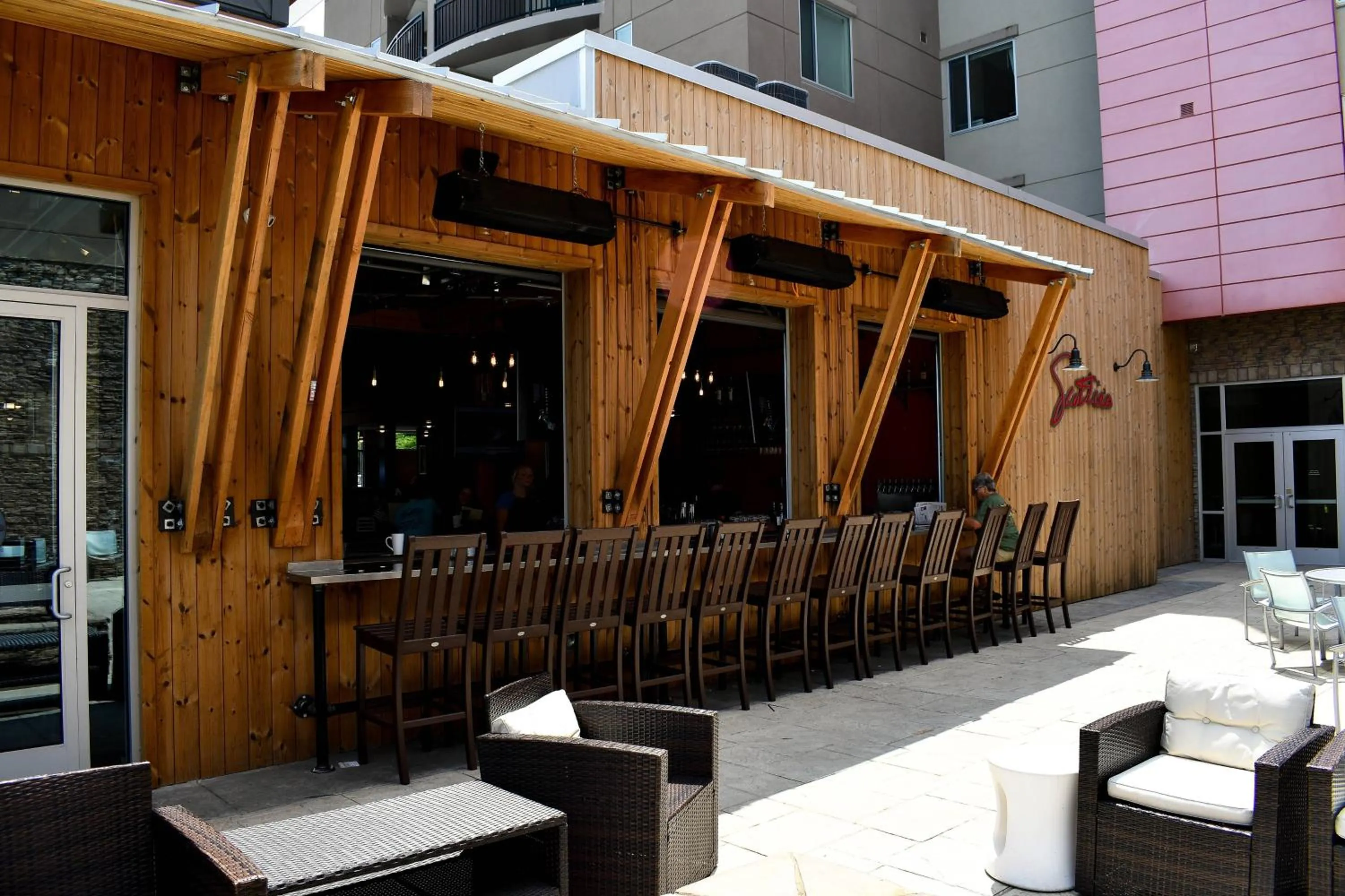 Lounge or bar in SpringHill Suites by Marriott Downtown Chattanooga/Cameron Harbor