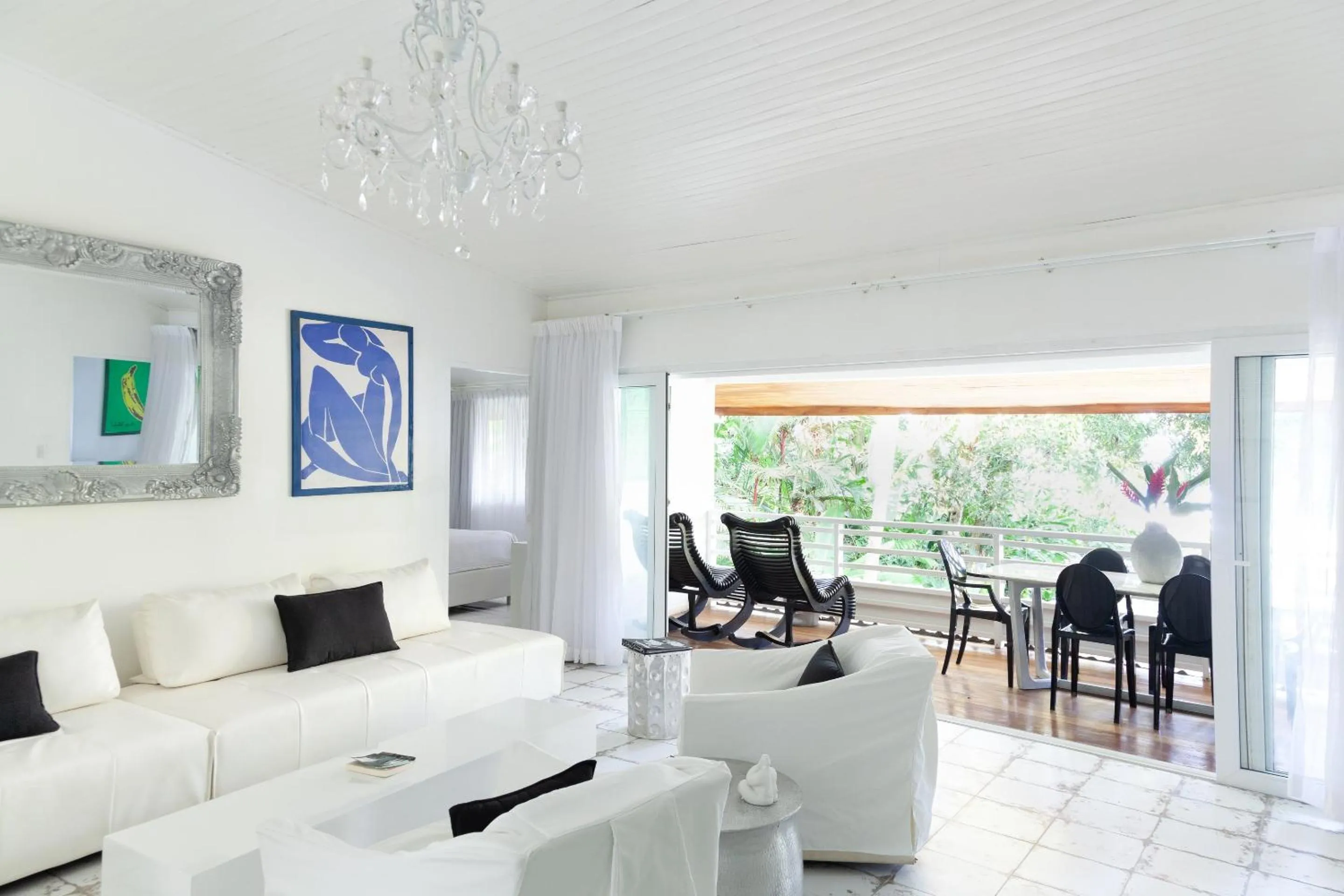 Living room in Le Cameleon Hotel