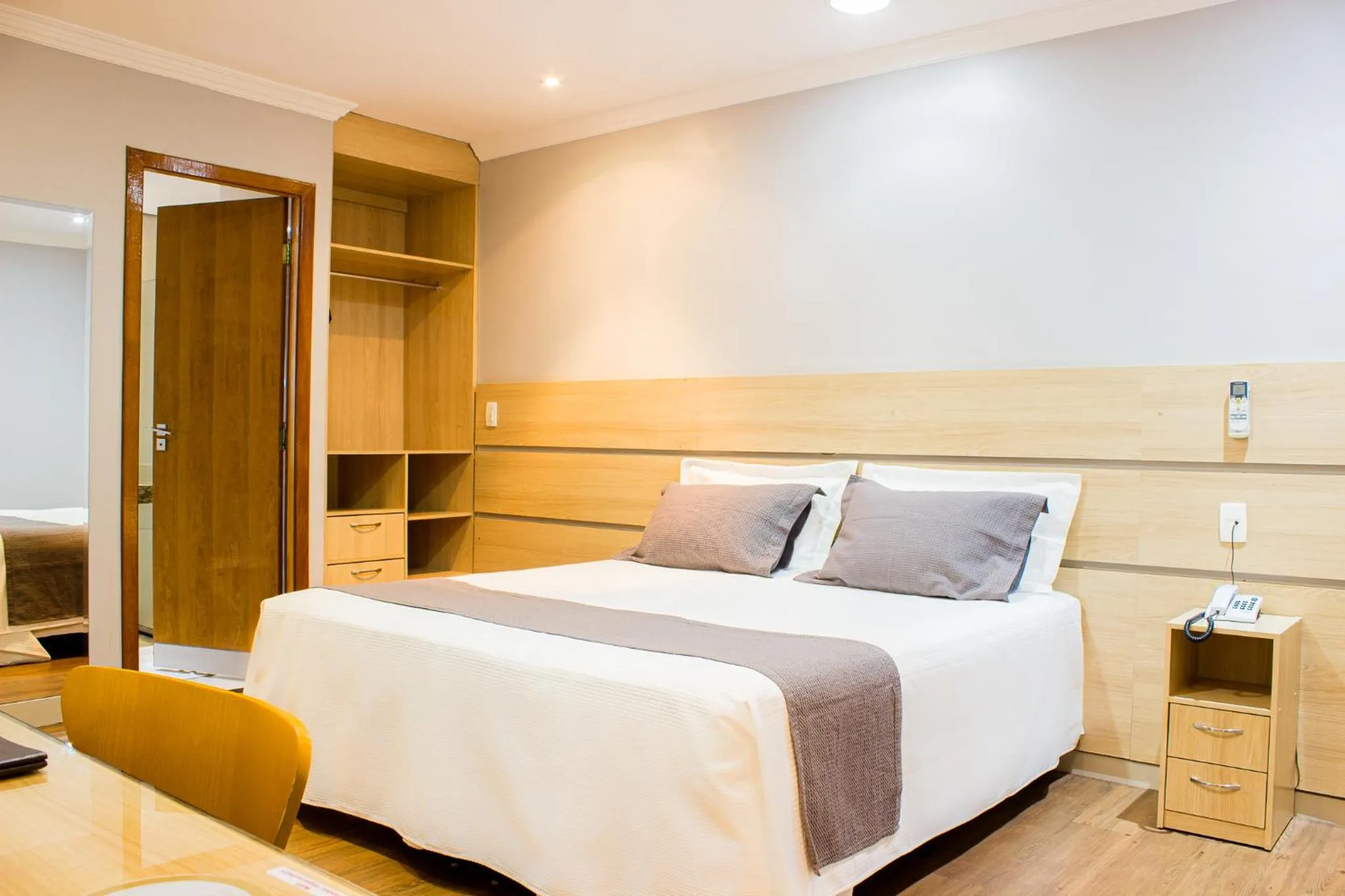 Bedroom, Bed in Imperial Plaza Hotel