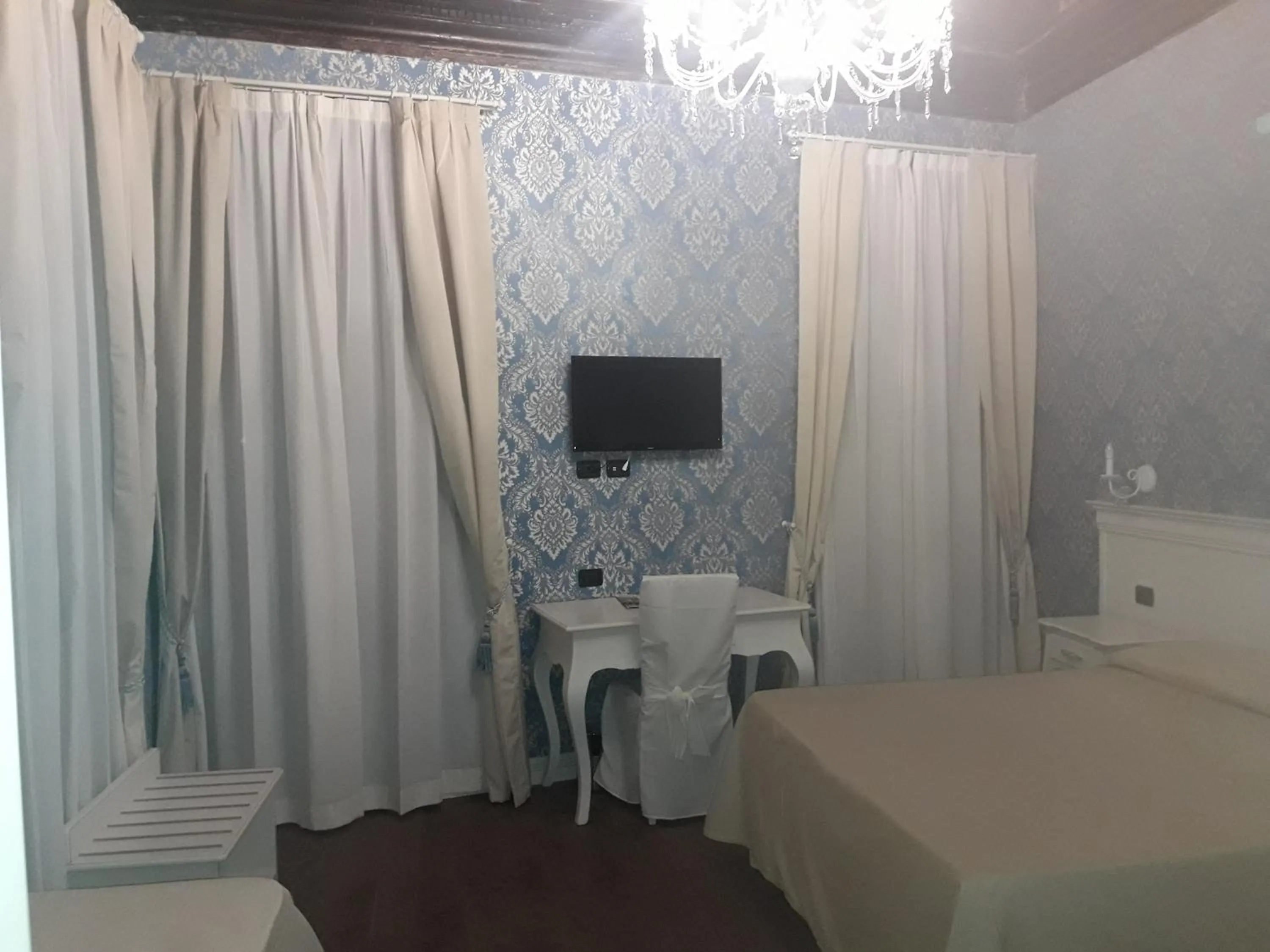 Bed in Charming Palace Santa Fosca