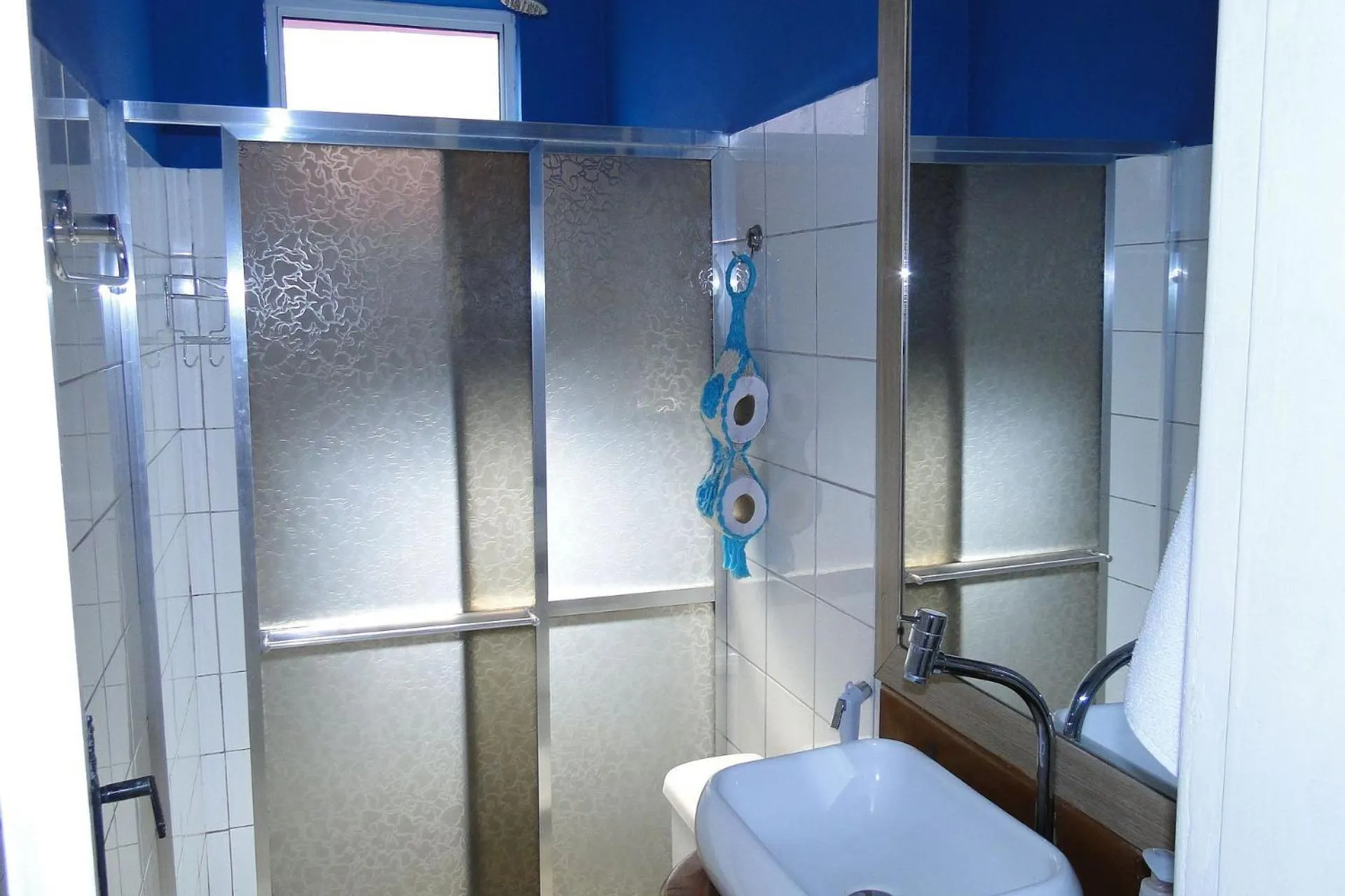 Shower in Pousada Recanto dos Lima