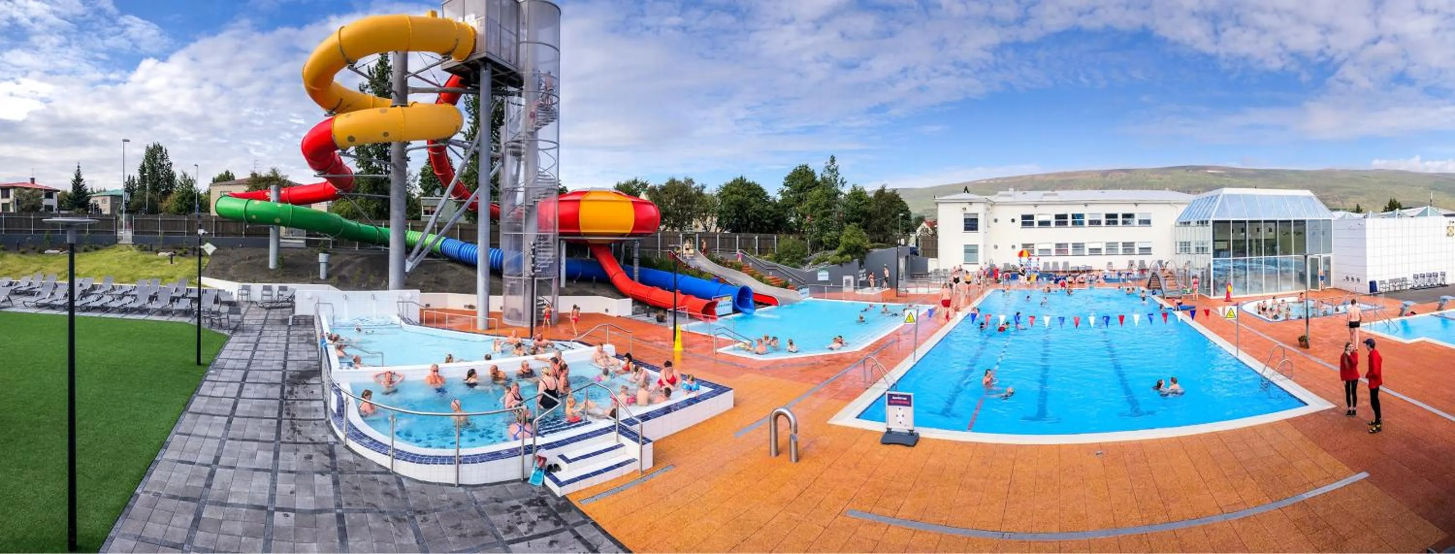 Public Bath in Hotel Akureyri Dynheimar