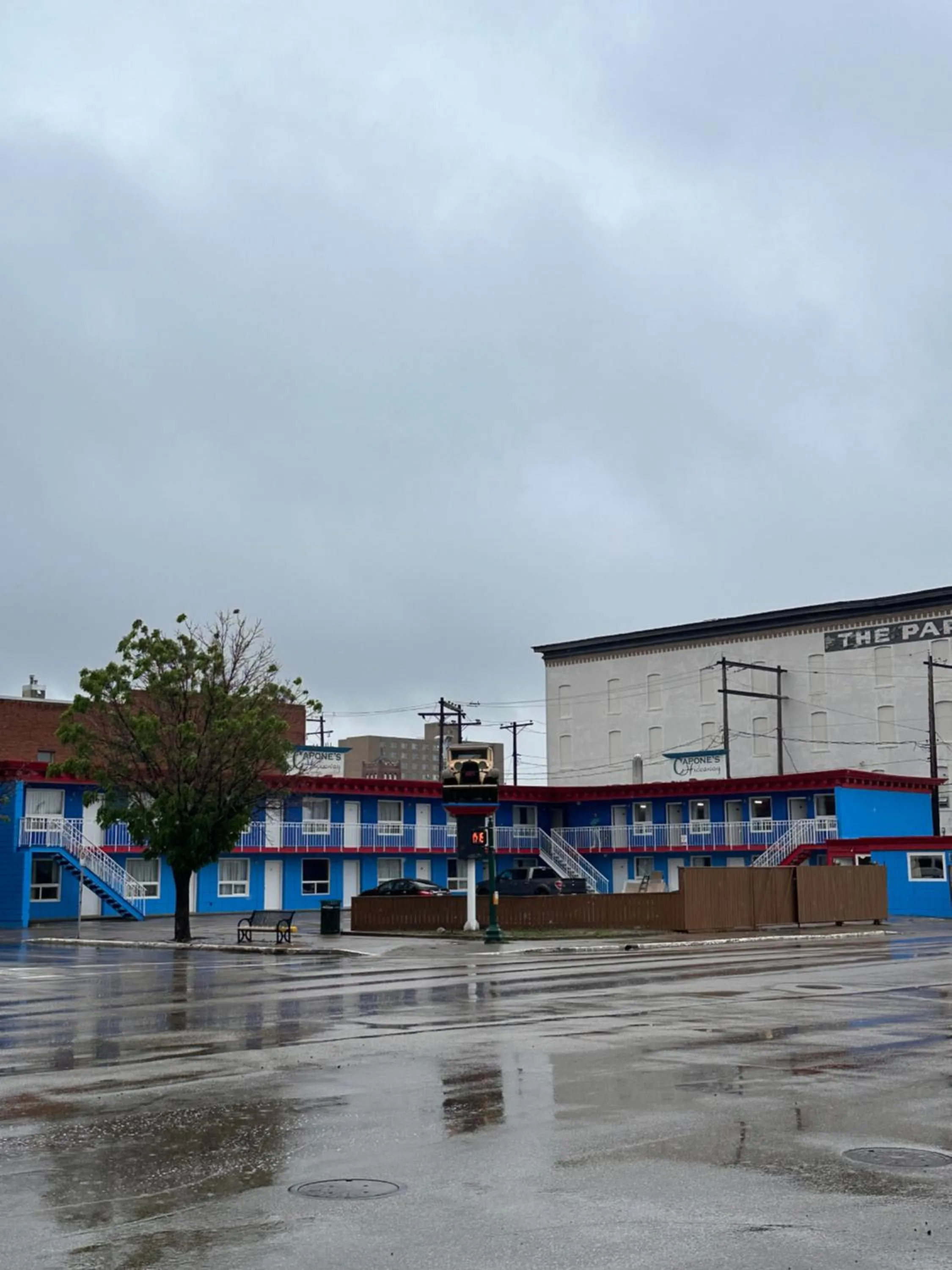 Capone's Hideaway Motel